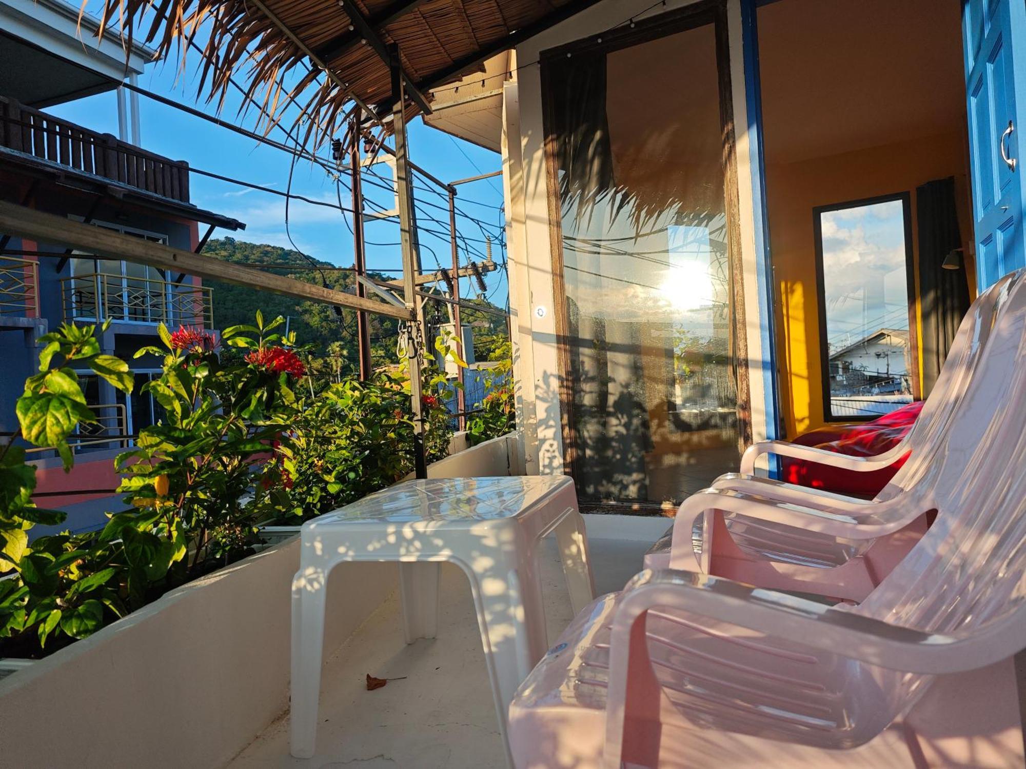 Hostel The Funky Monkey - 18 To 40 Years Old Only