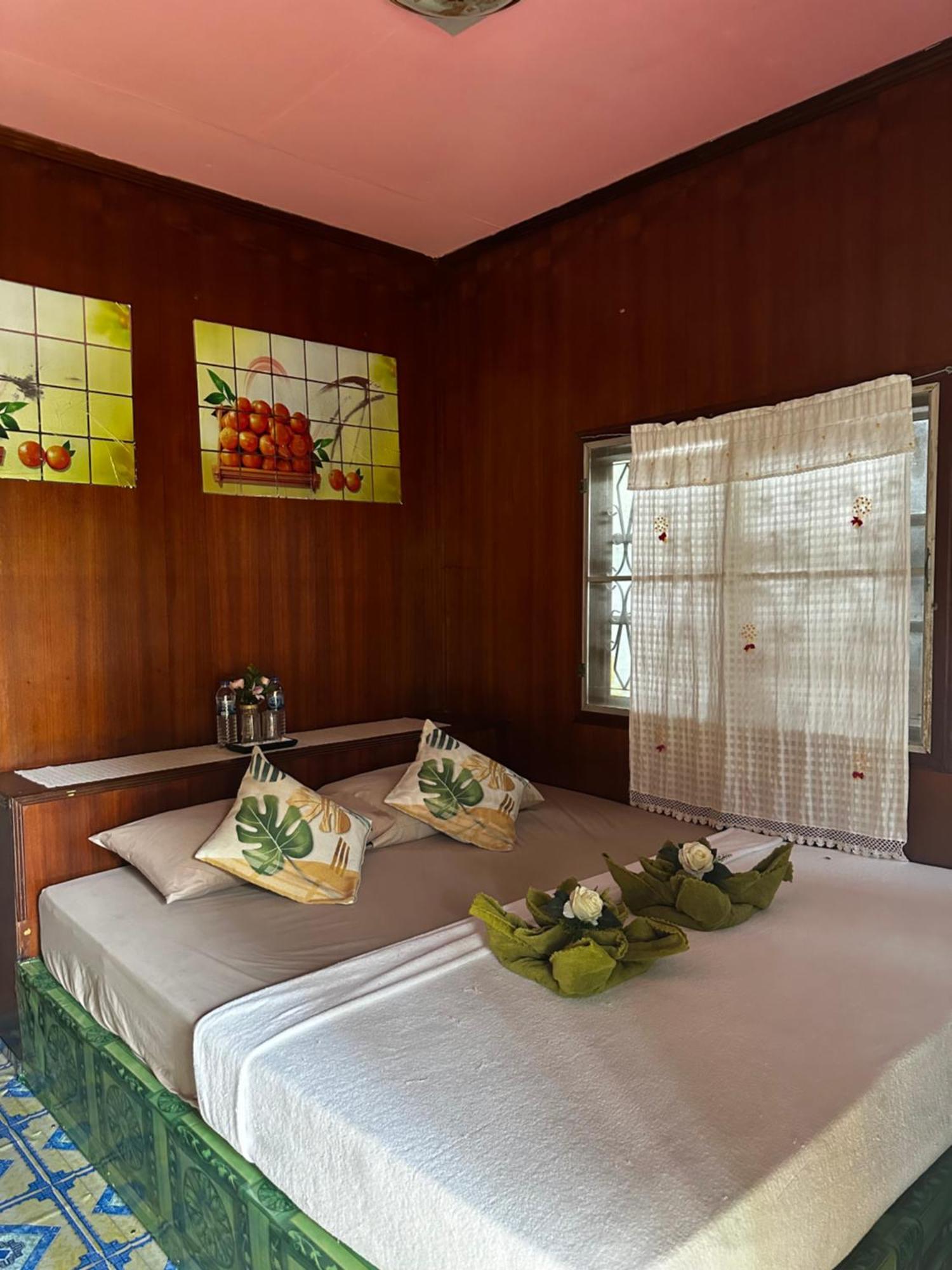 Rose Resort Chaloklum