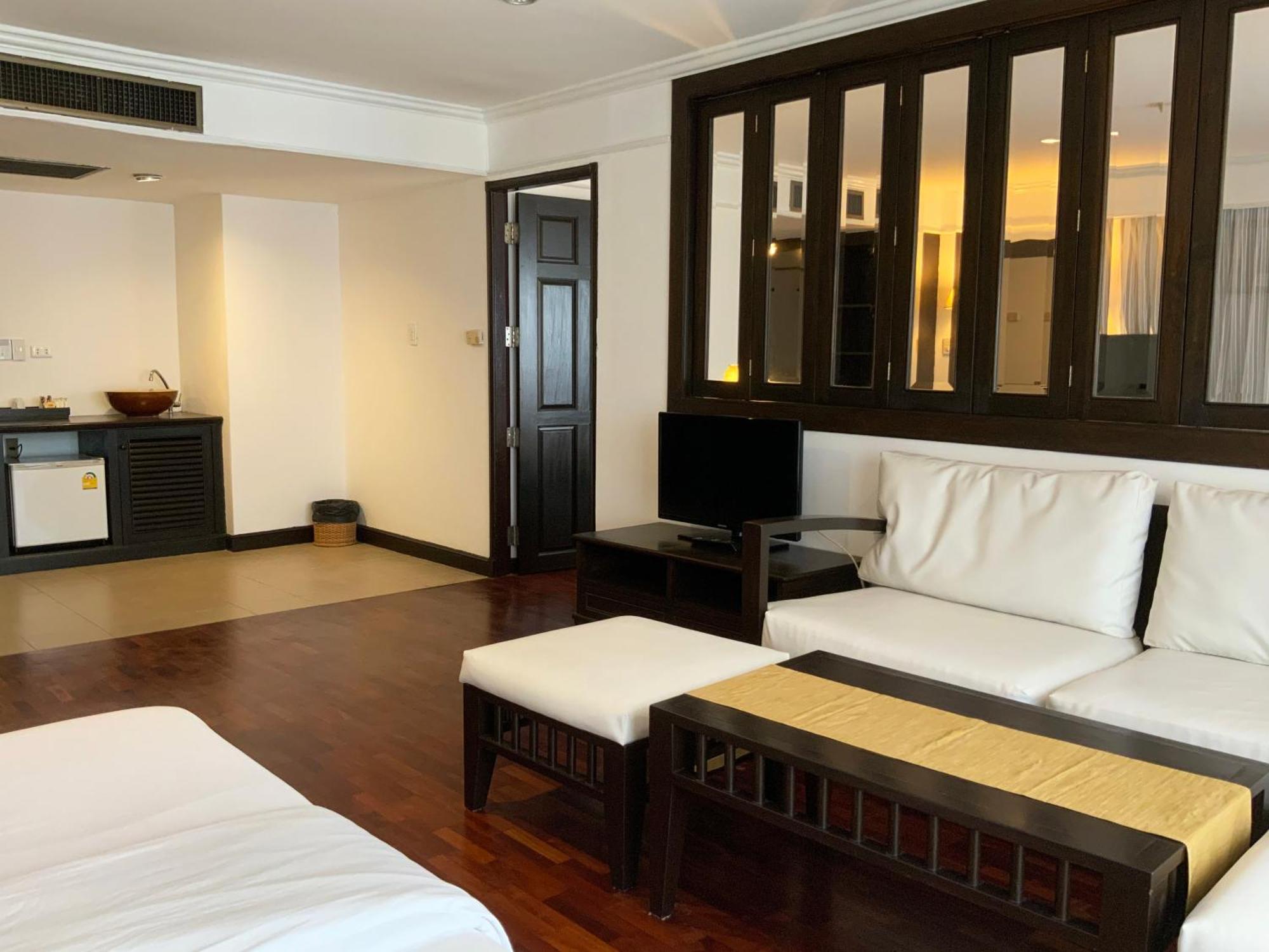 Grand Palace - Sha Extra Hotel 4*