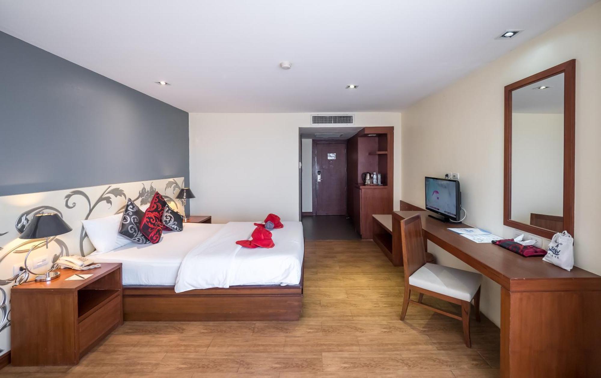 Grand Palace - Sha Extra Hotel 4*