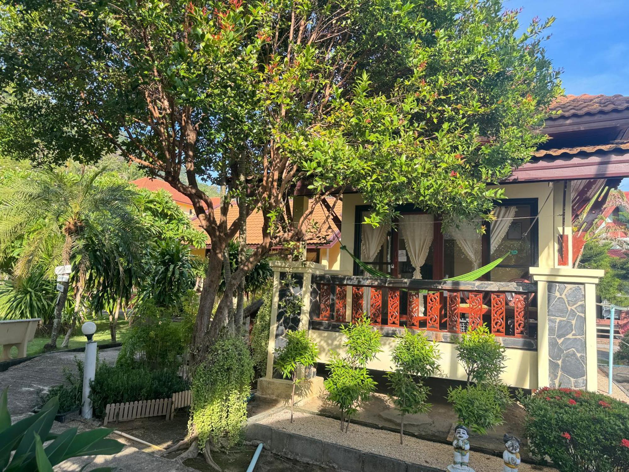 Resort Starlight Haadrin Haad Rin