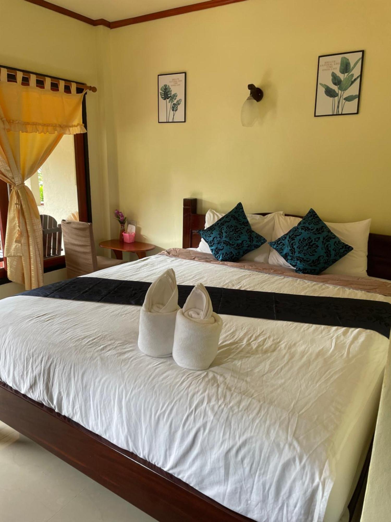 Starlight Haadrin Resort