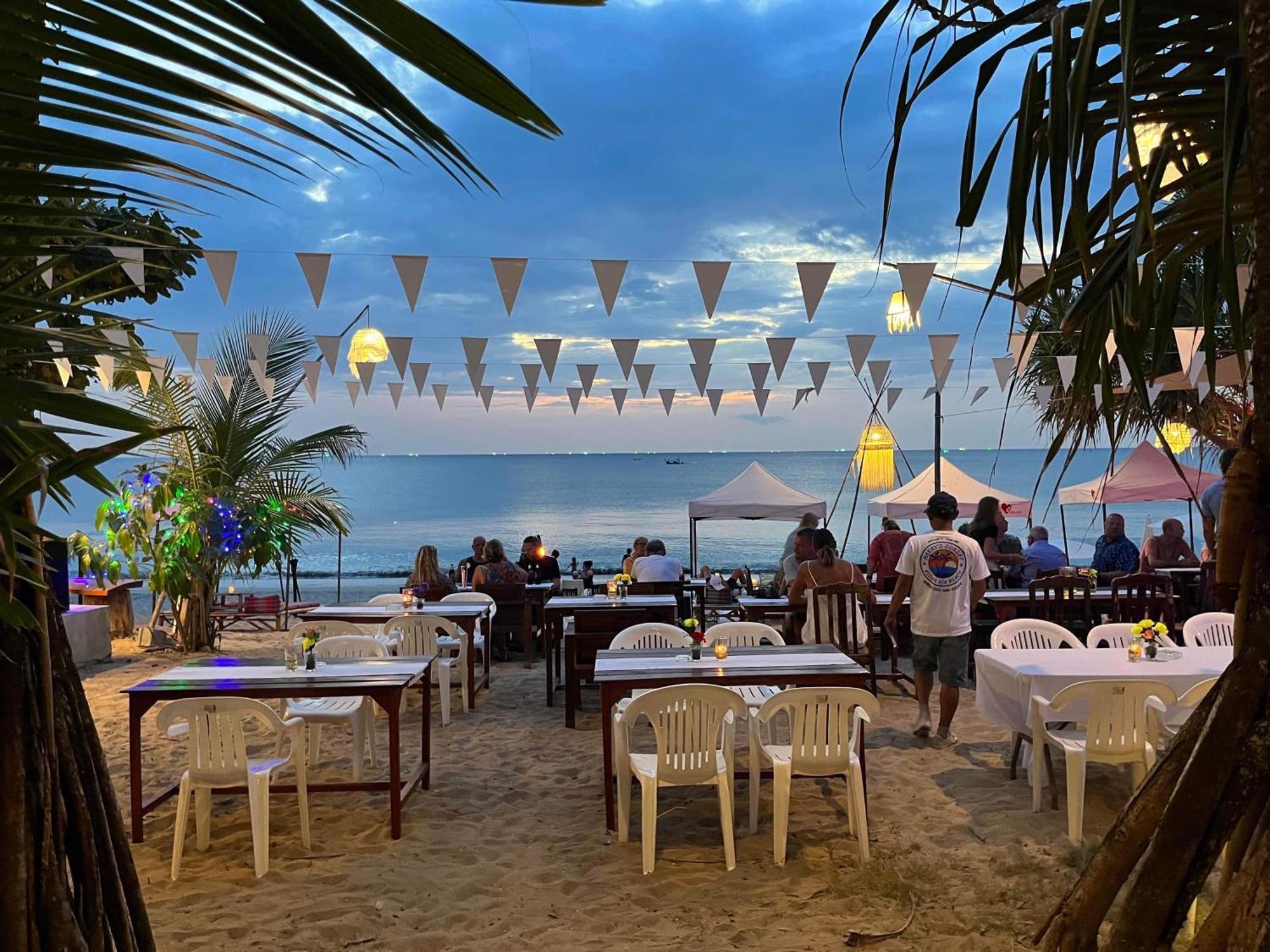 New Harrys Sunset - Klong Nin Resort Koh Lanta