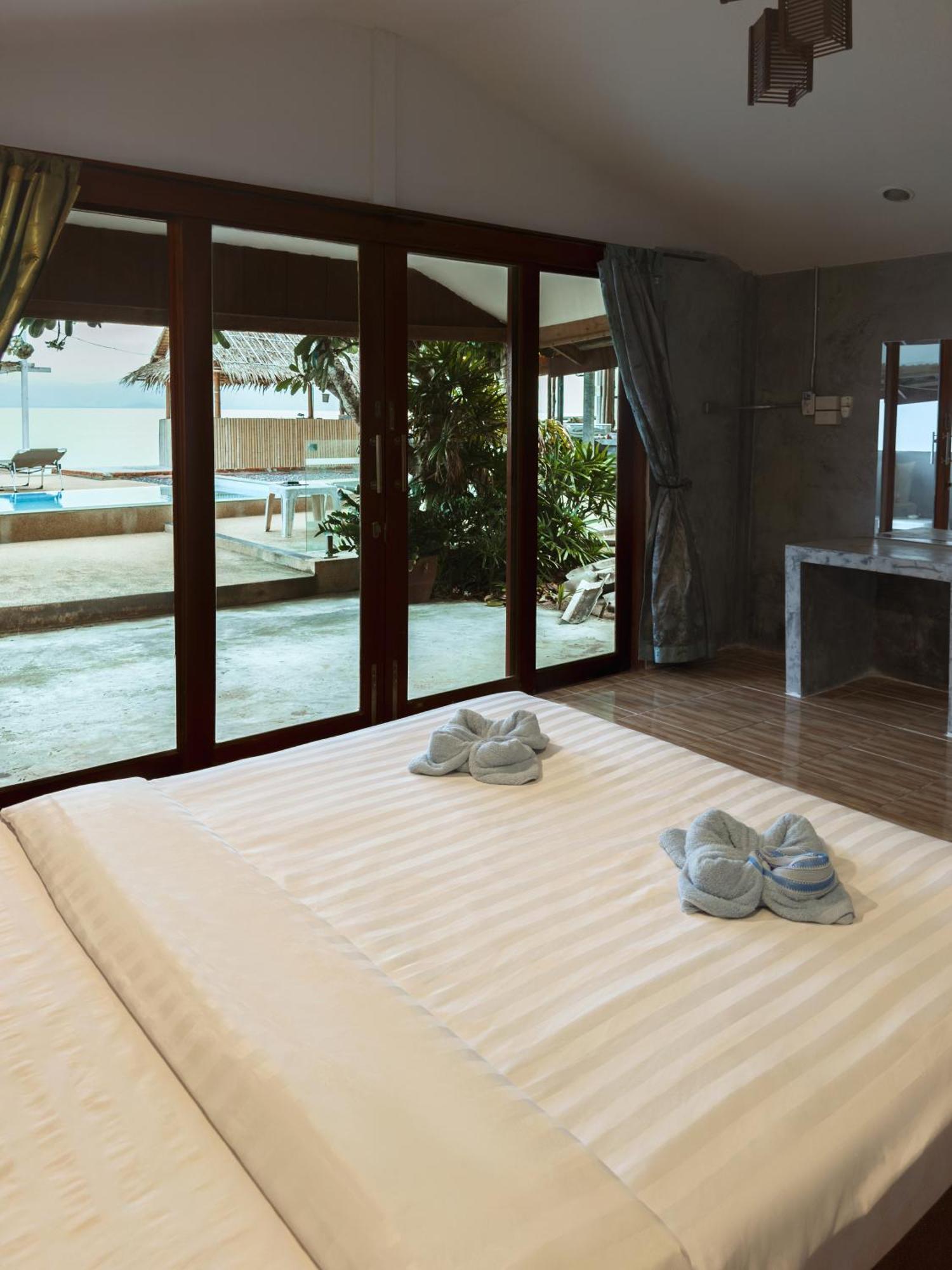 The Cosy Sunset & Restaurant Resort