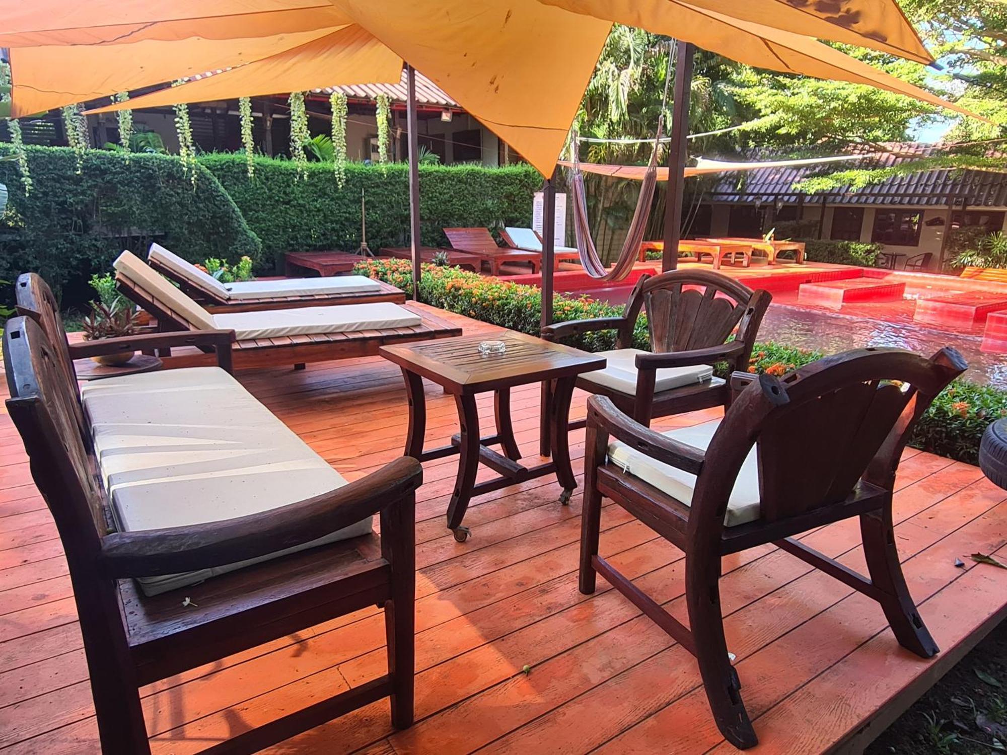 Red Moon Hideaway 4*