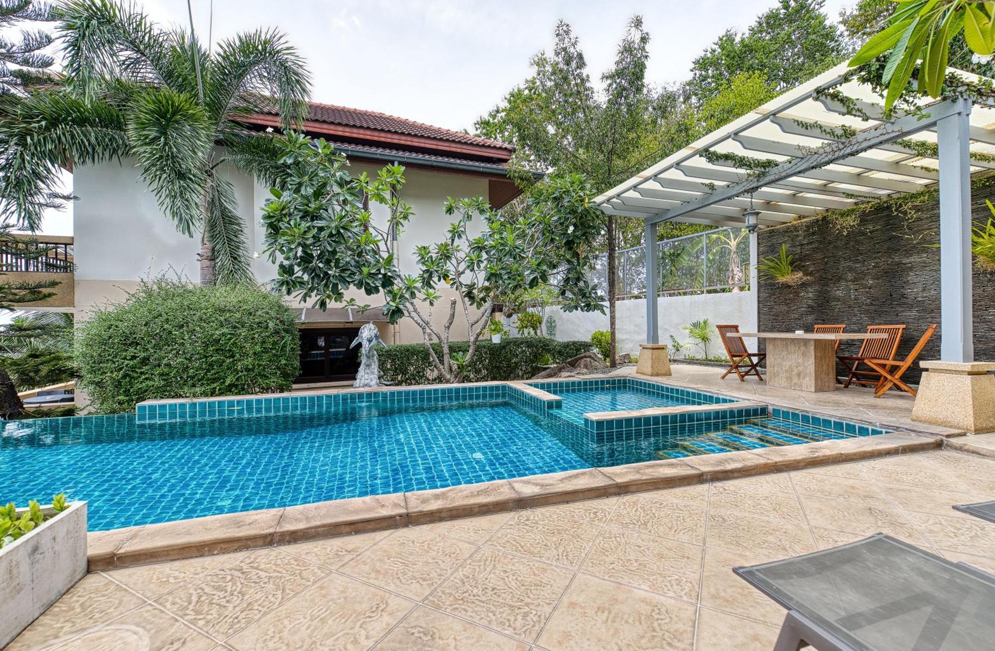 Baan Rawee Villa *