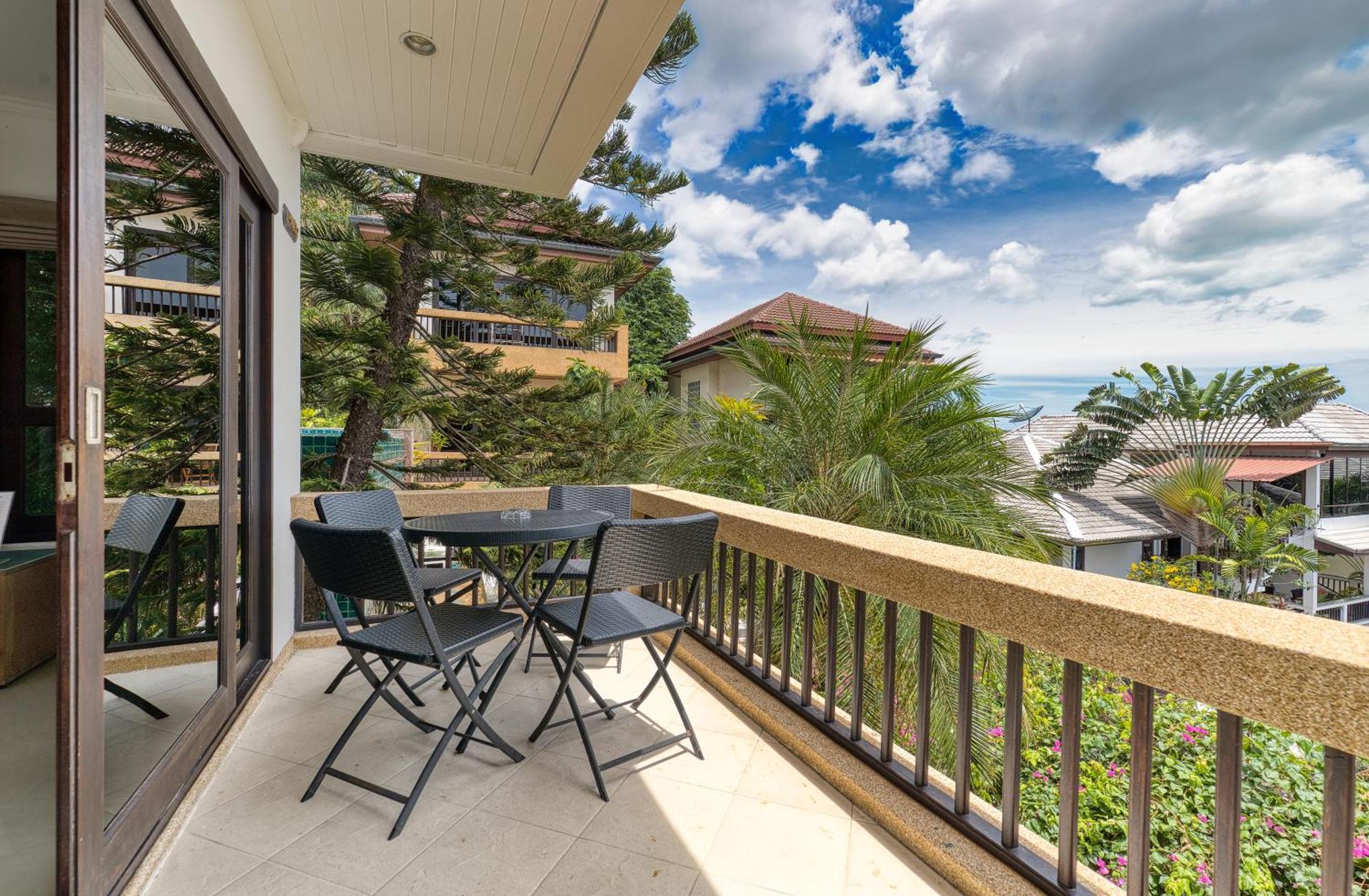 Baan Rawee Villa