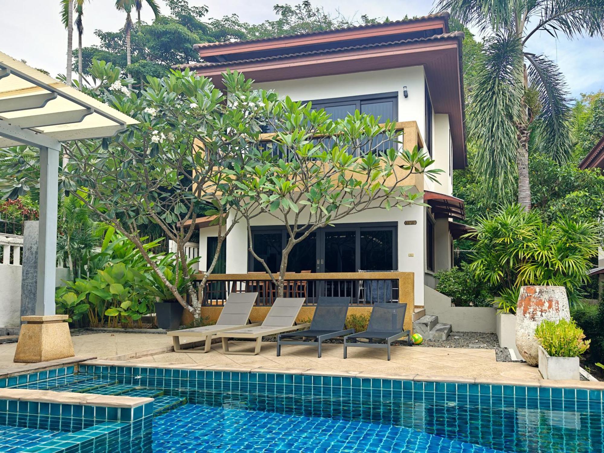 Villa Baan Rawee *