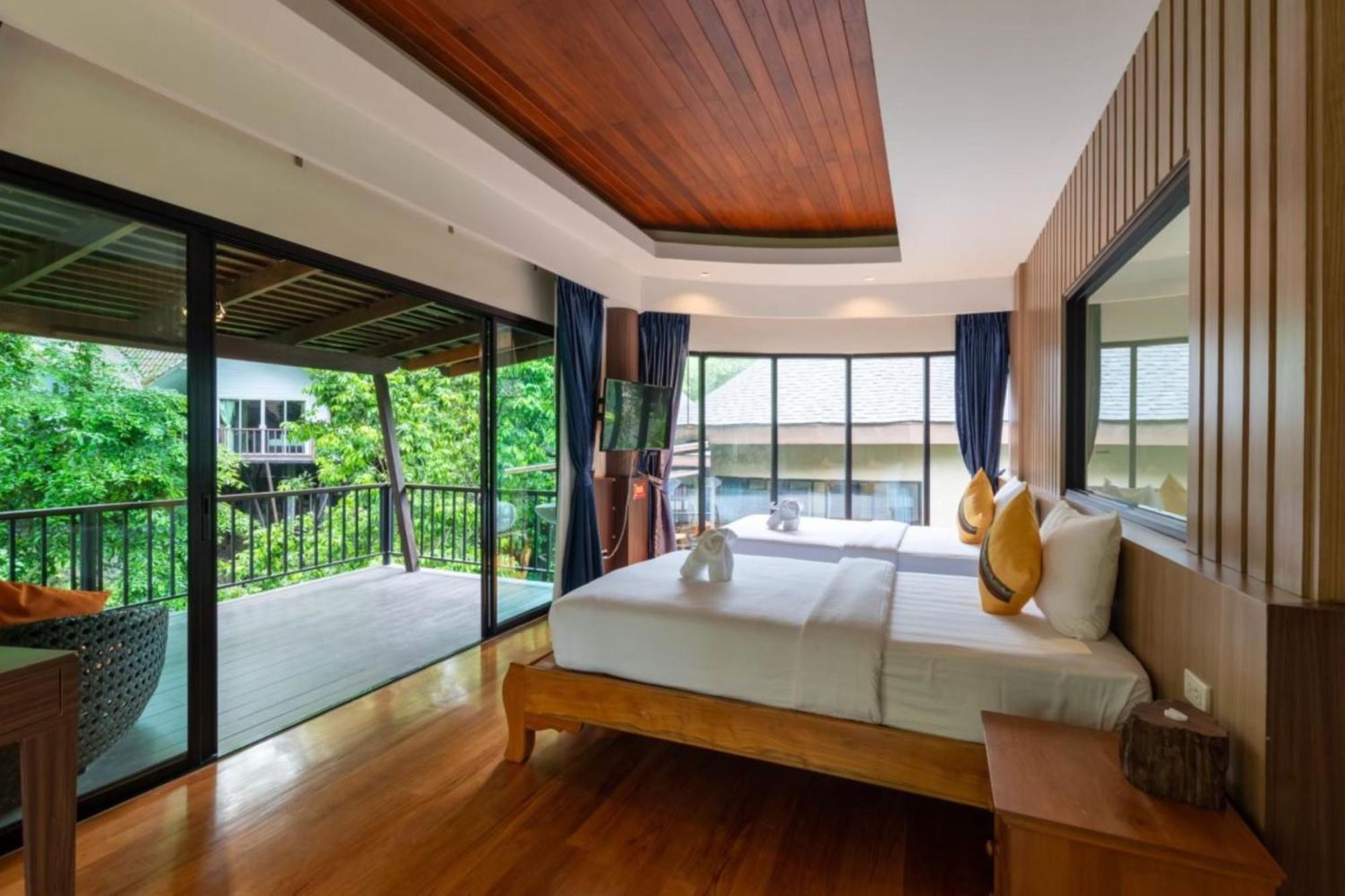 Resort Rock And Tree House 3*