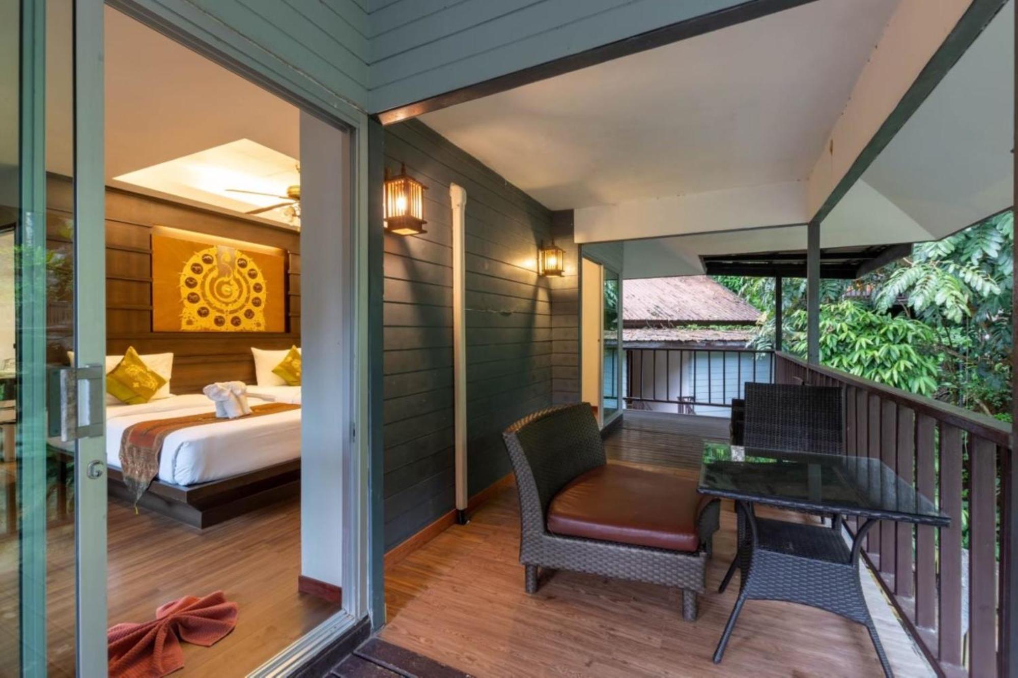 Rock And Tree House Resort 3*