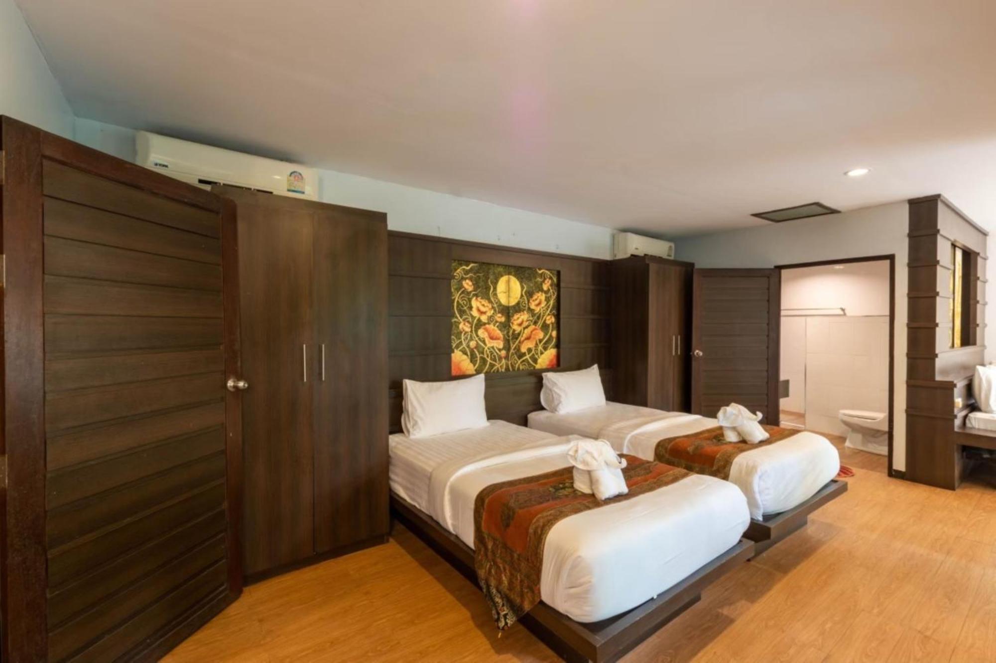 Rock And Tree House Resort 3*