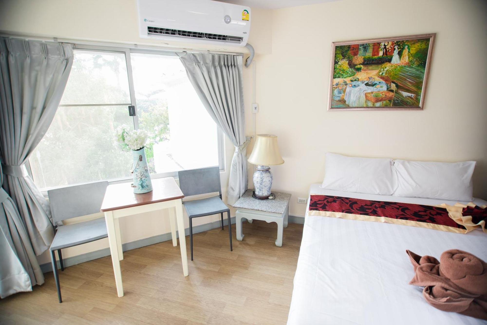 Resort Navin Jomtien Beach