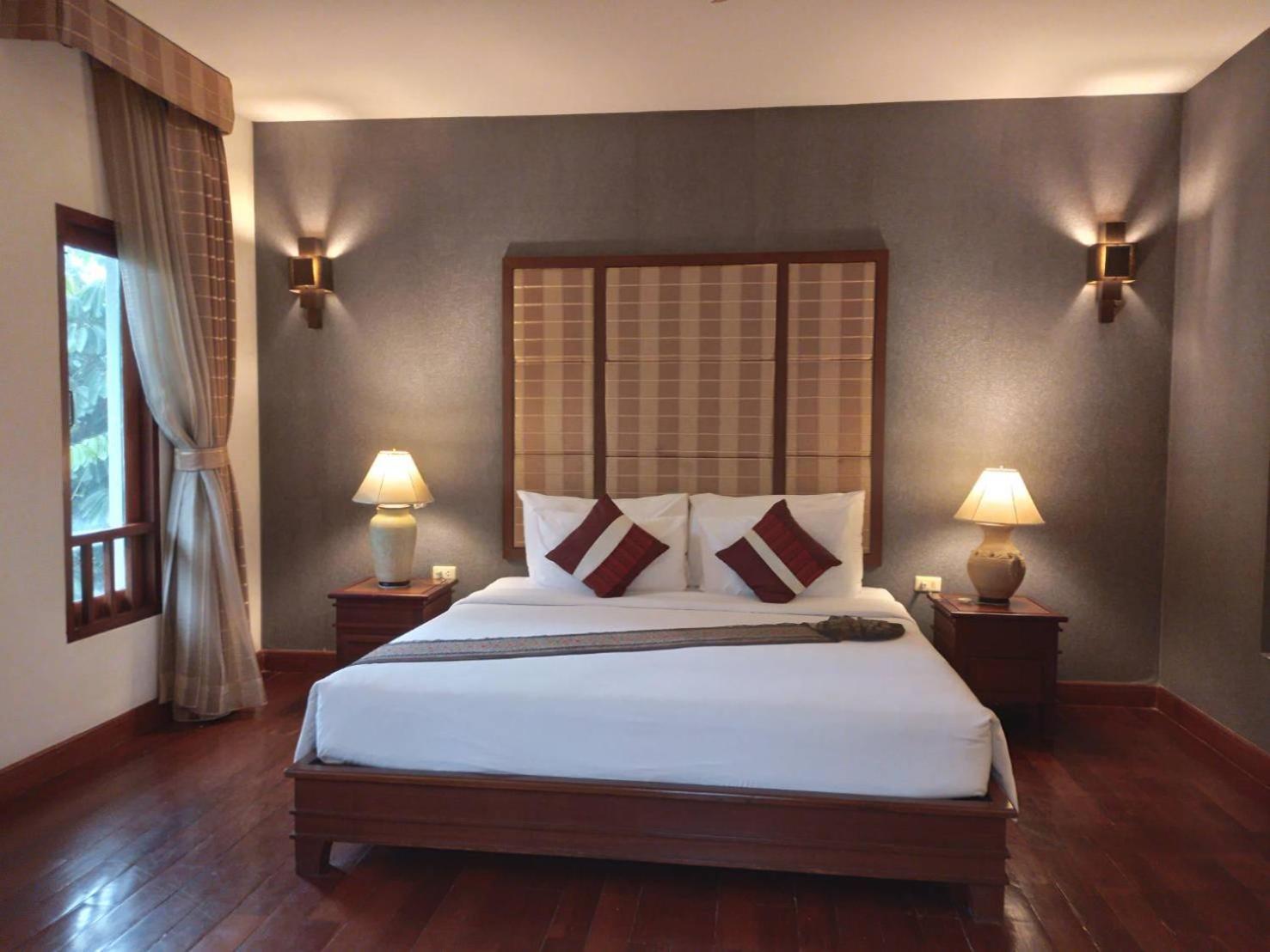 Teak Garden Resort,