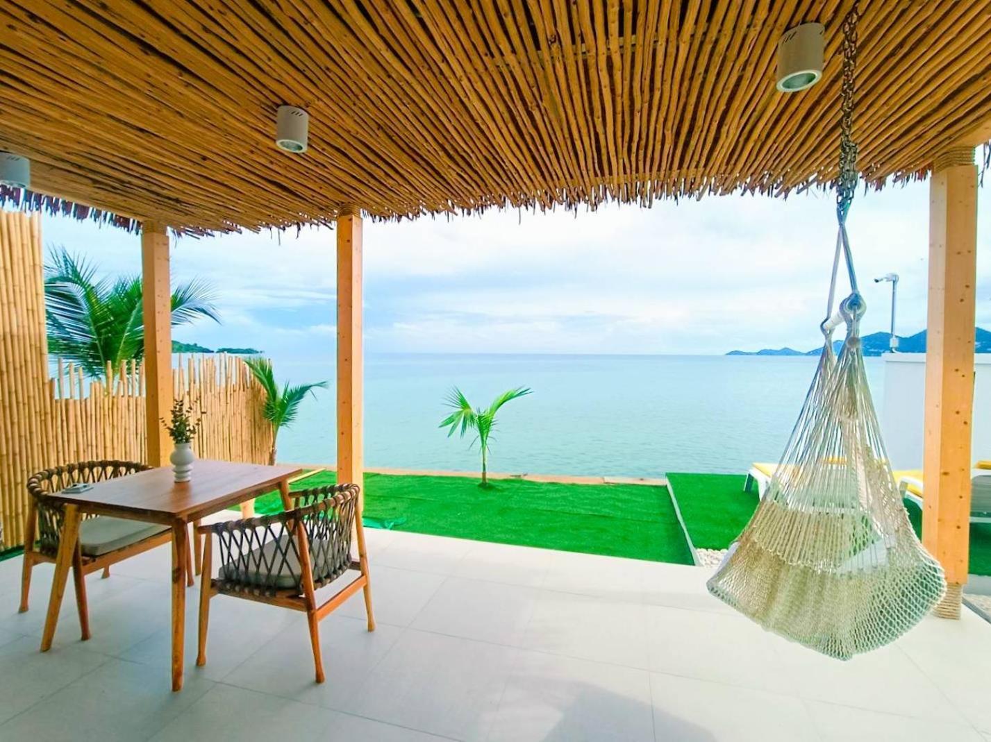 Hotel Smile Samui Front 4*