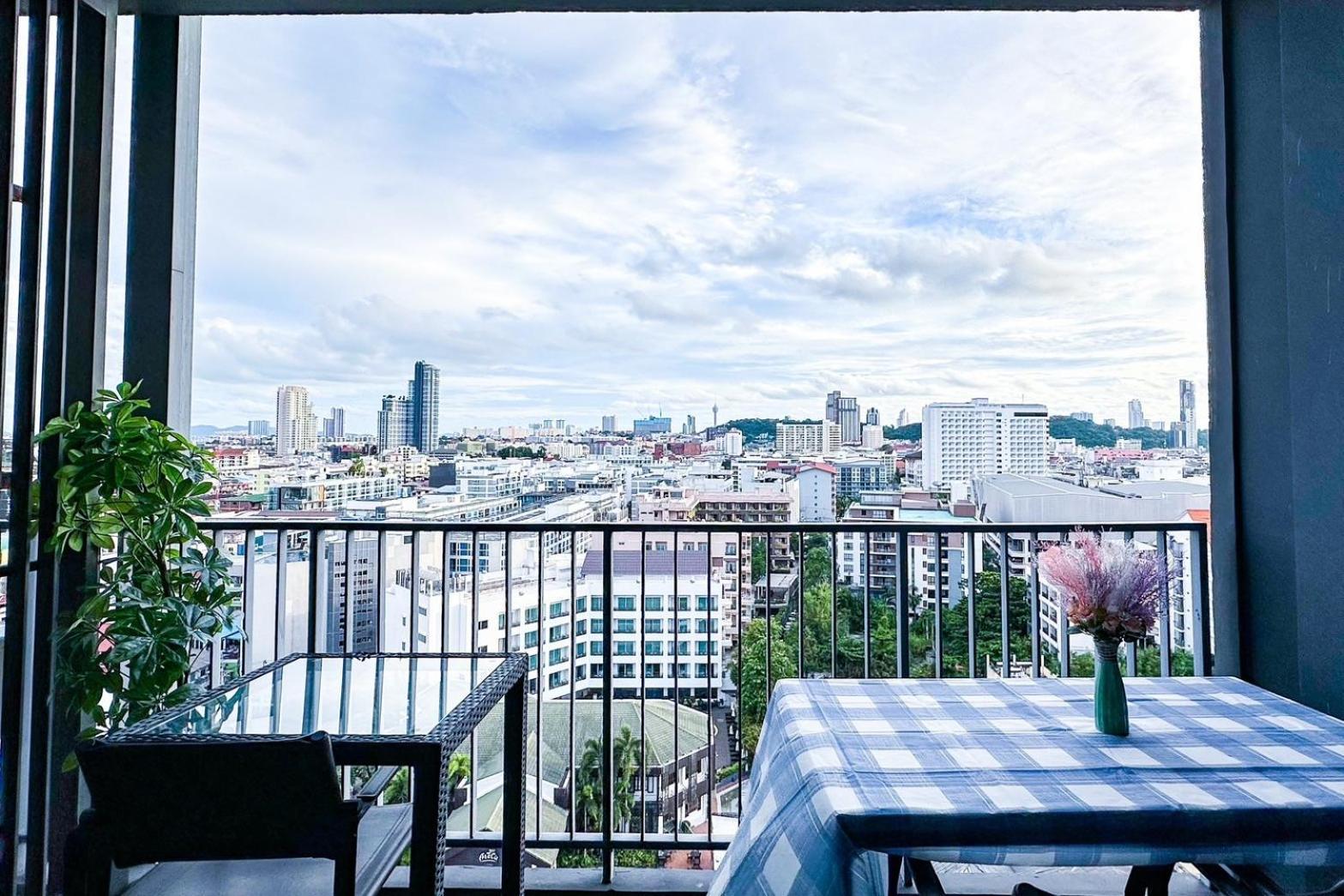 2 Bed At - Great Infinity Pool Pattaya
