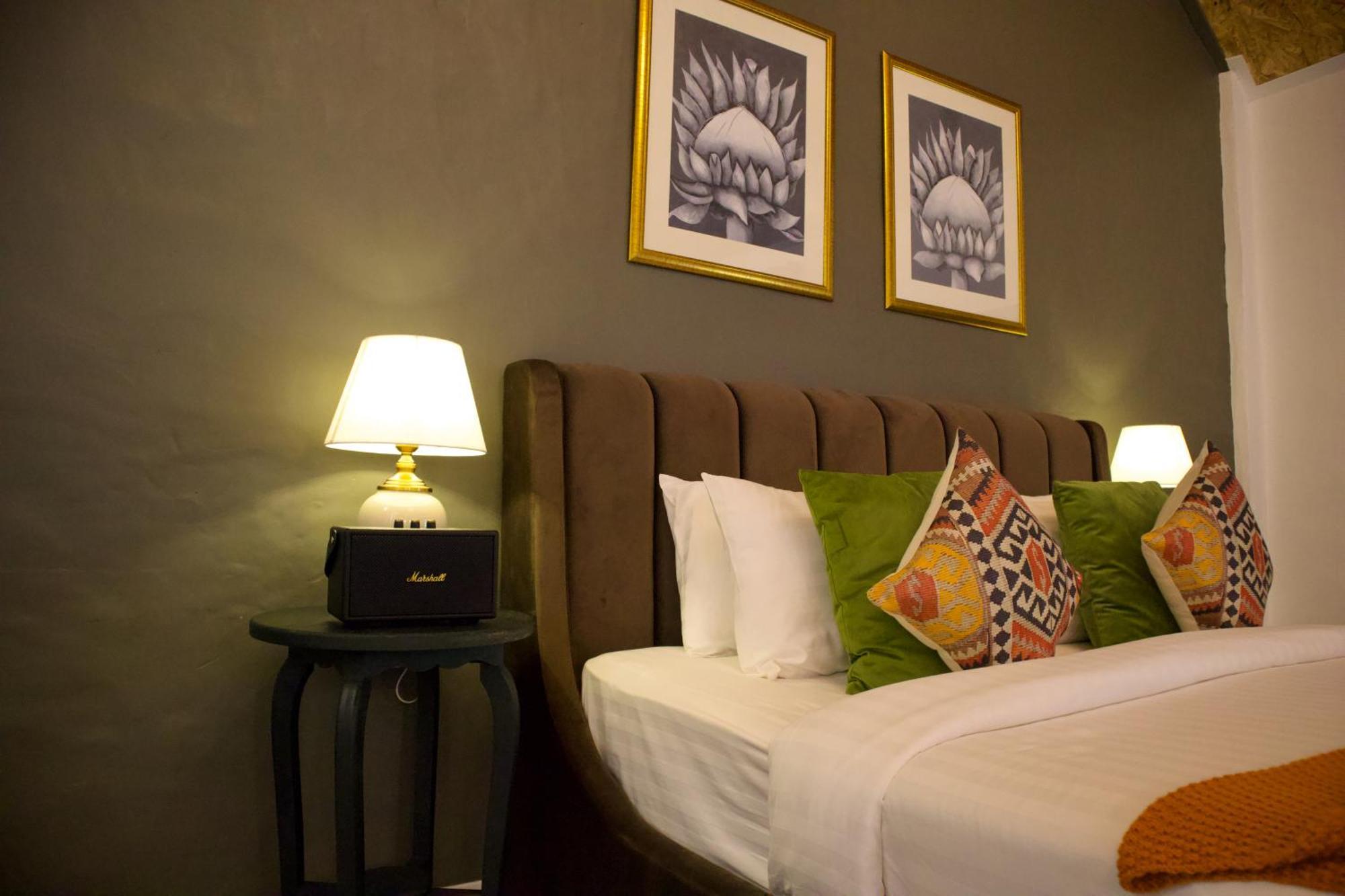 Resort Milky Bay 4*