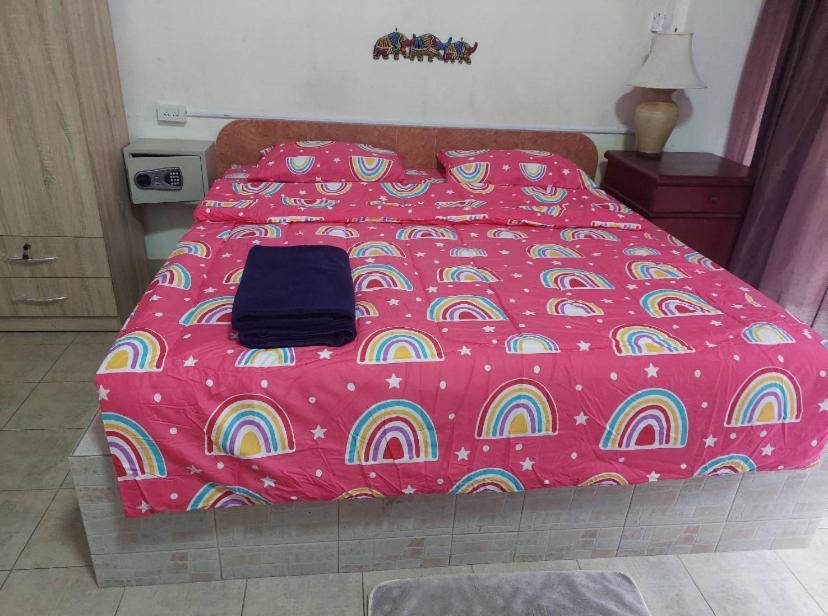 Homestay Pluemchai *