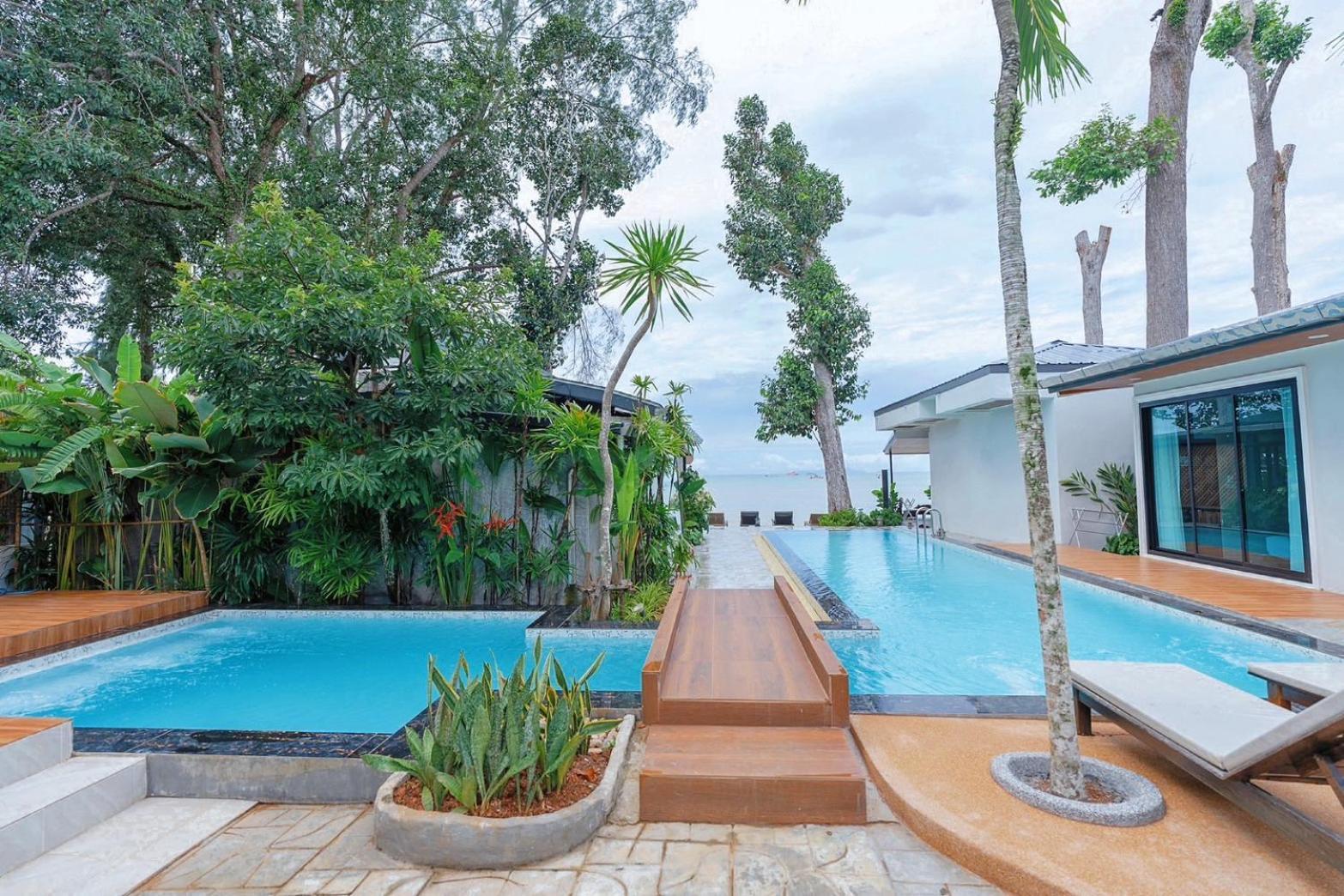 Villa Beachhouse Pool