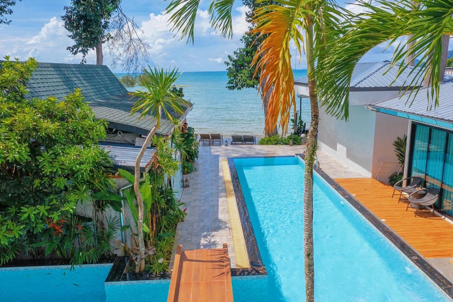 Beachhouse Pool Villa