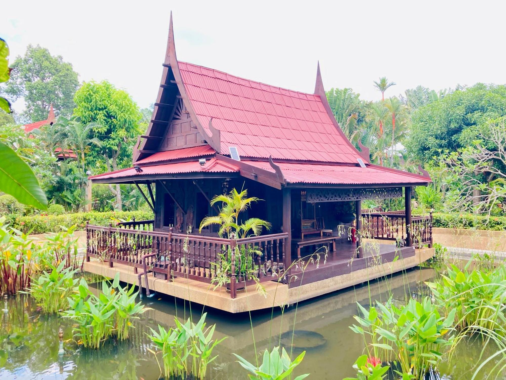 Ban Kaew Resort