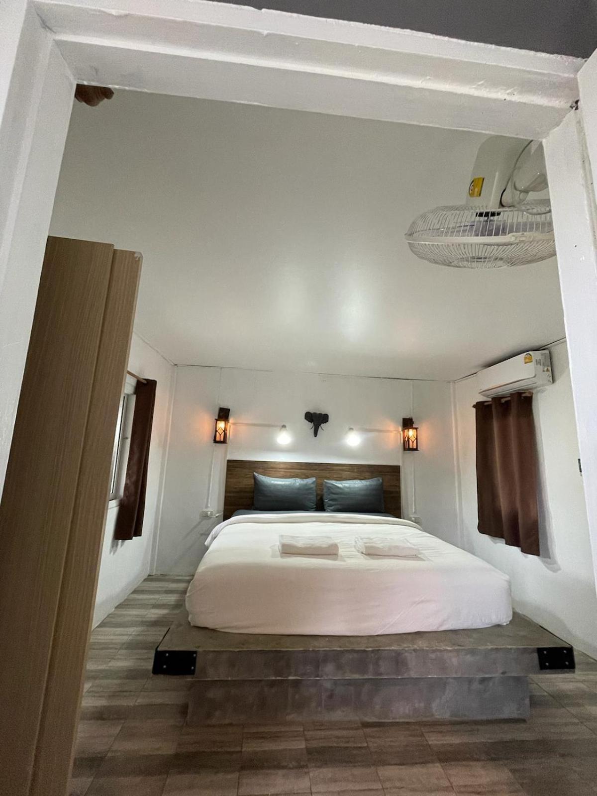 New Harrys Sunset - Klong Nin Resort Koh Lanta