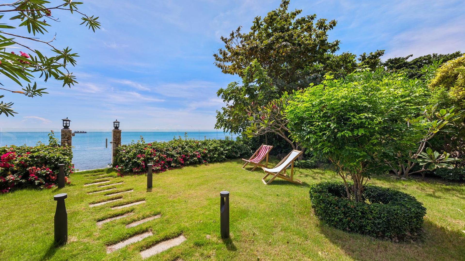 Luxury Beachfront Pool - Finu At Samui Pousada