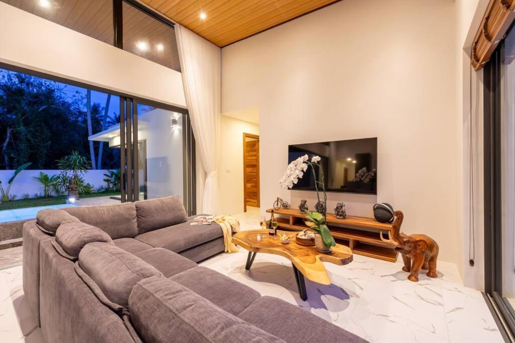 Erika Garden View - Included Airport Pick Up