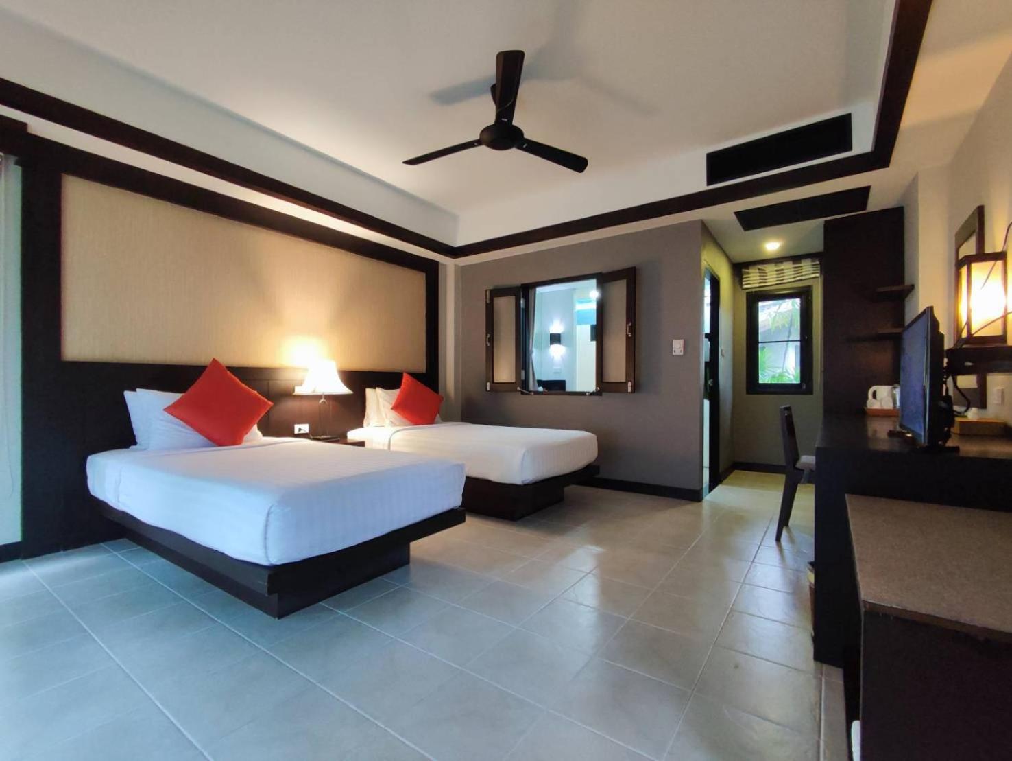 Nang Thong Bay Resort Khao Lak