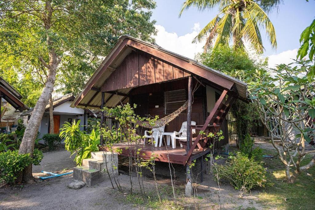The Cosy Sunset & Restaurant 2* Thongsala