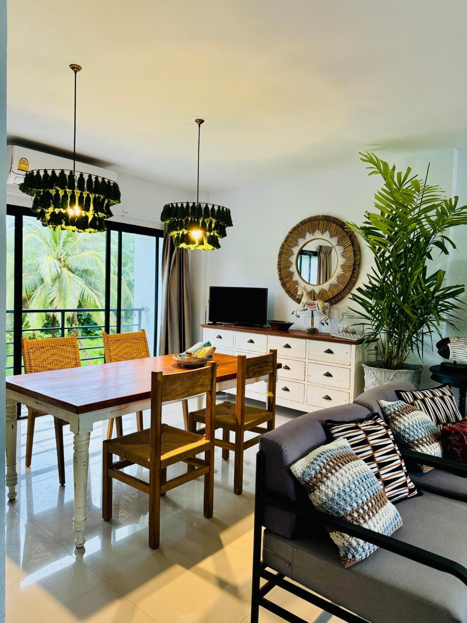 Villa Think Of Khao Lak