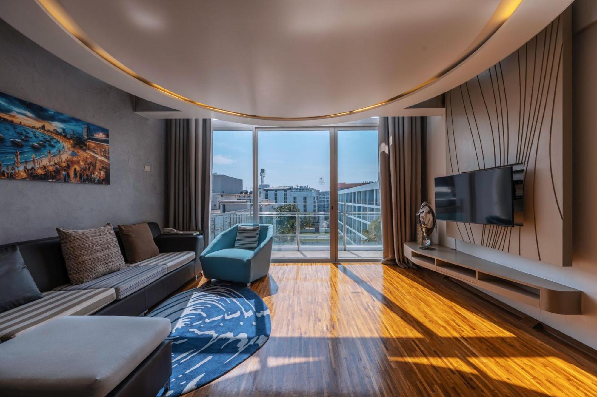Baraquda Heeton By Compass Hospitality 5* Pattaya