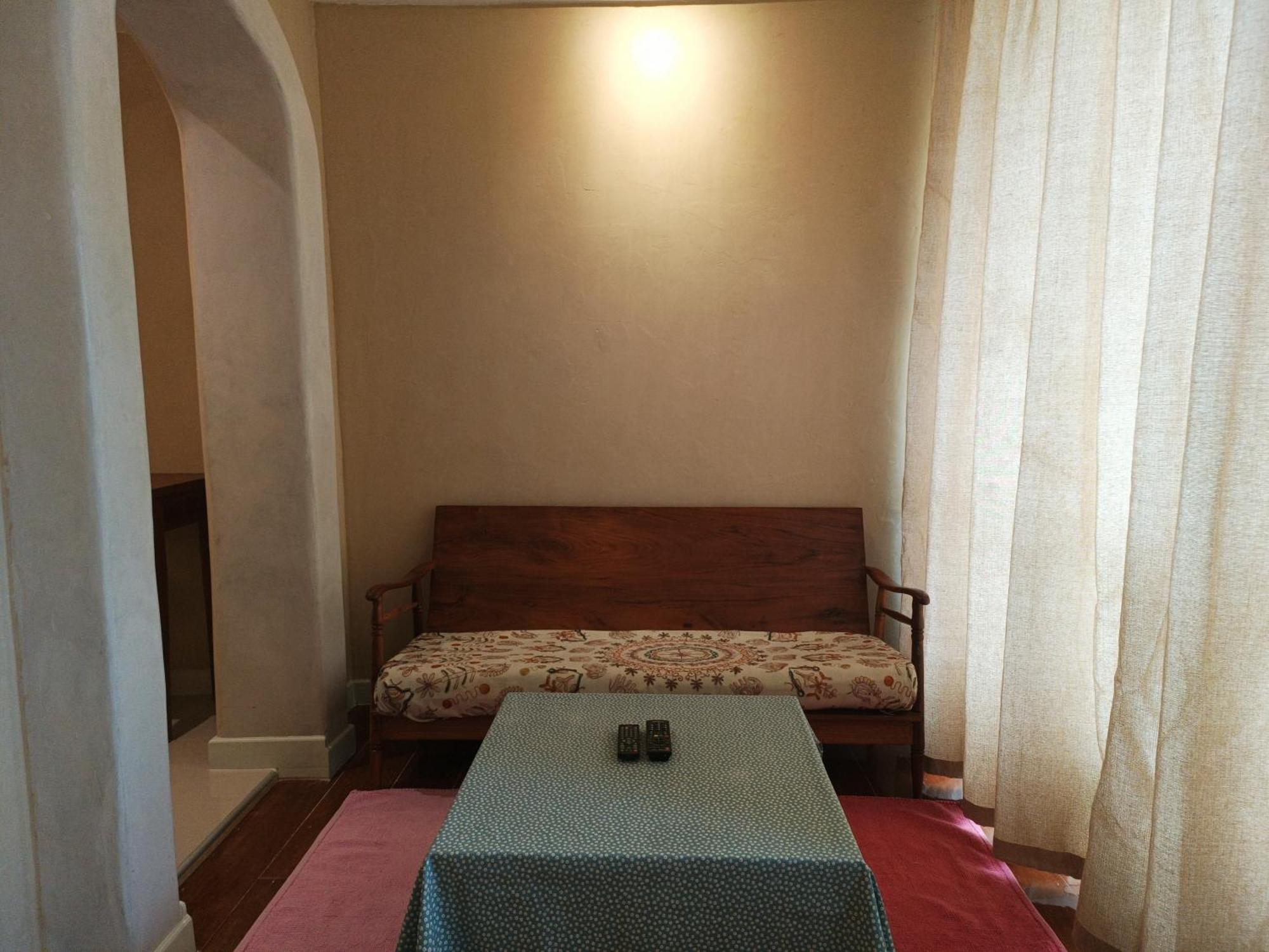 The Oia 5*
