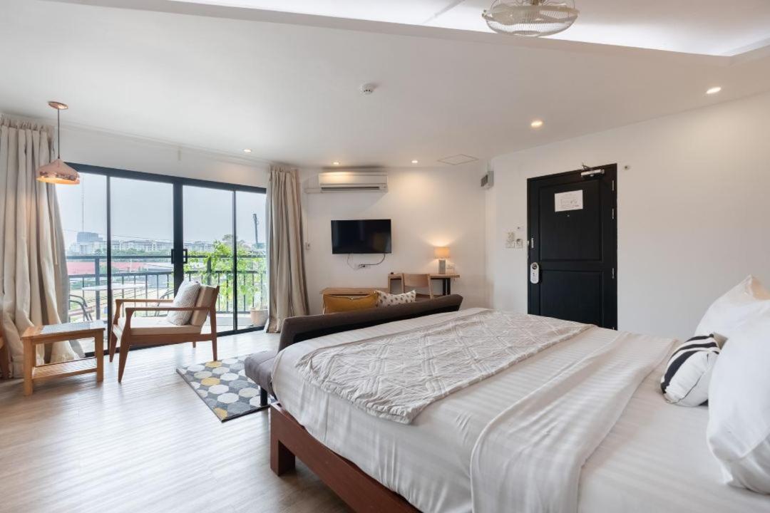 The Corner Hotel Pattaya
