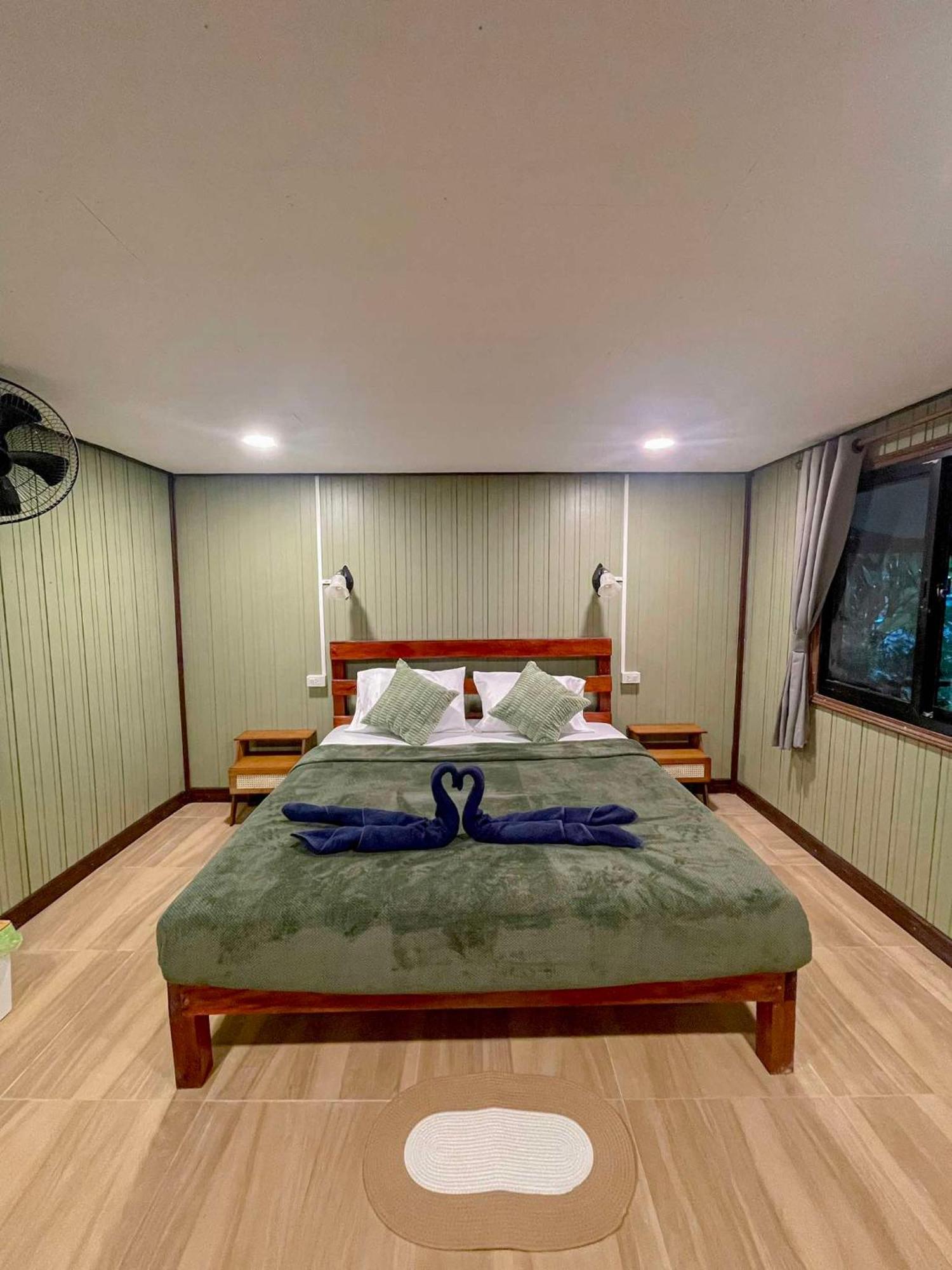 Khao Sok Mountain View Resort