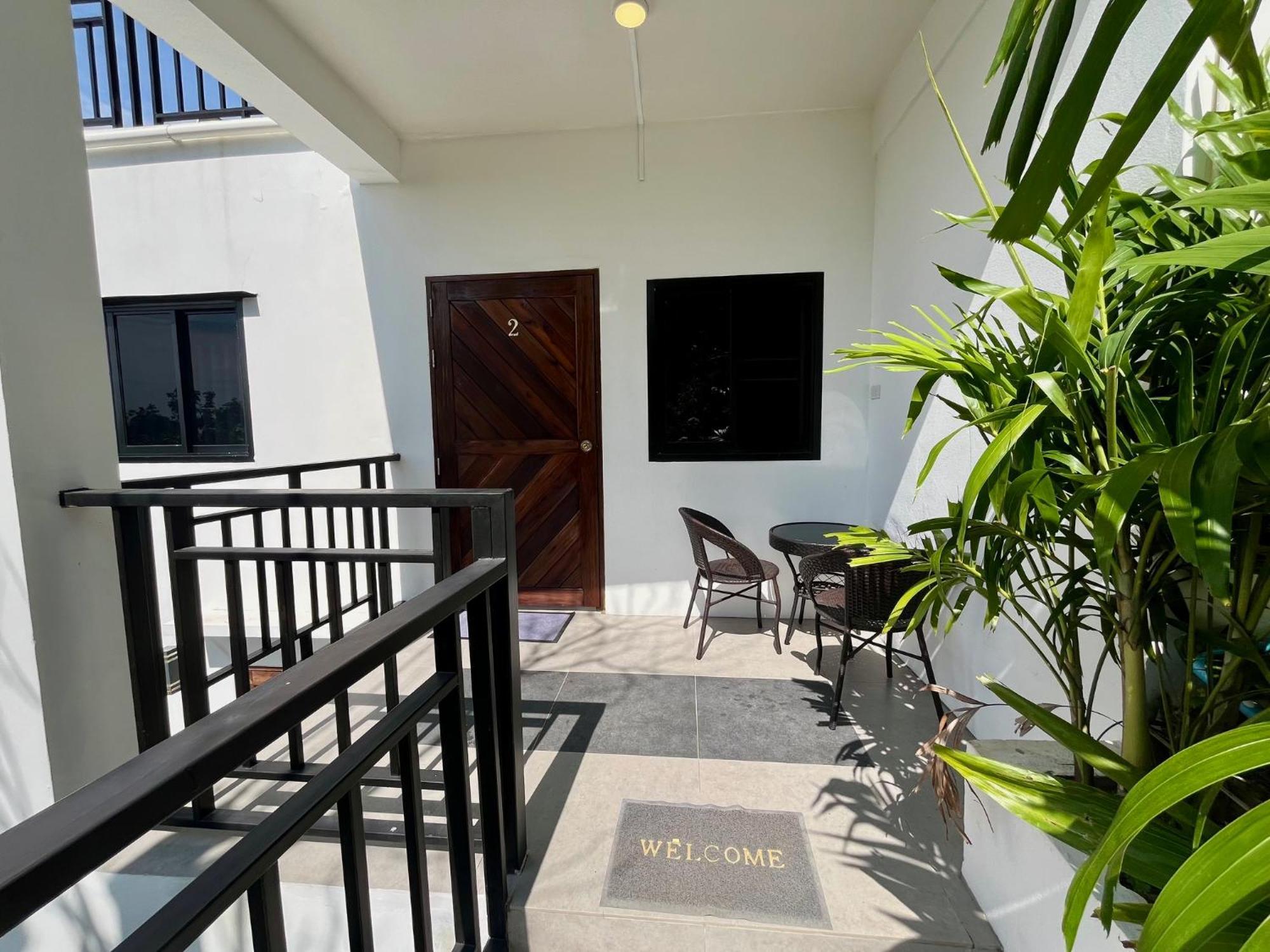 High Tide Apartment