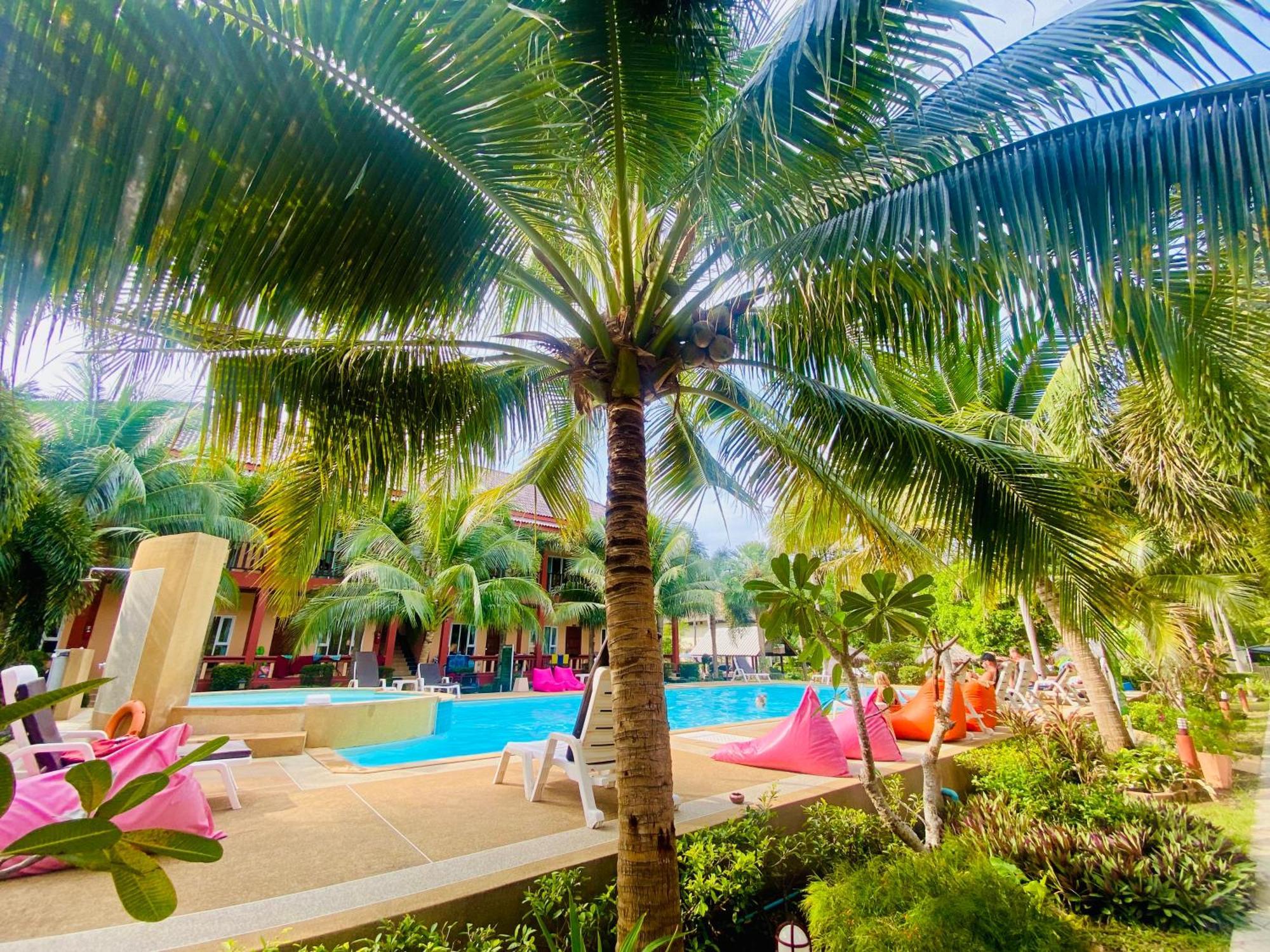 Peaceful , Long - Resort