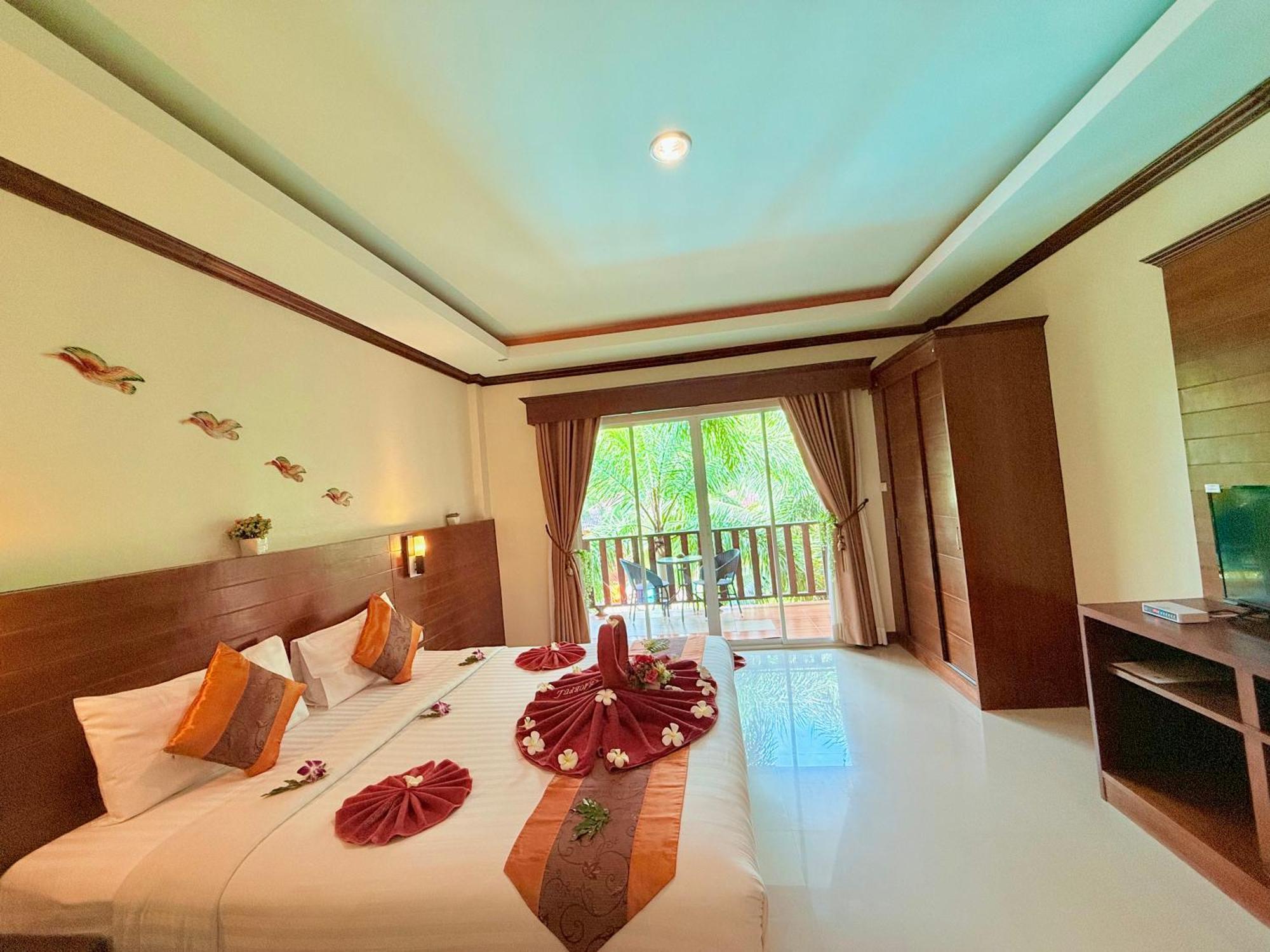 Peaceful , Long - 3* Koh Lanta