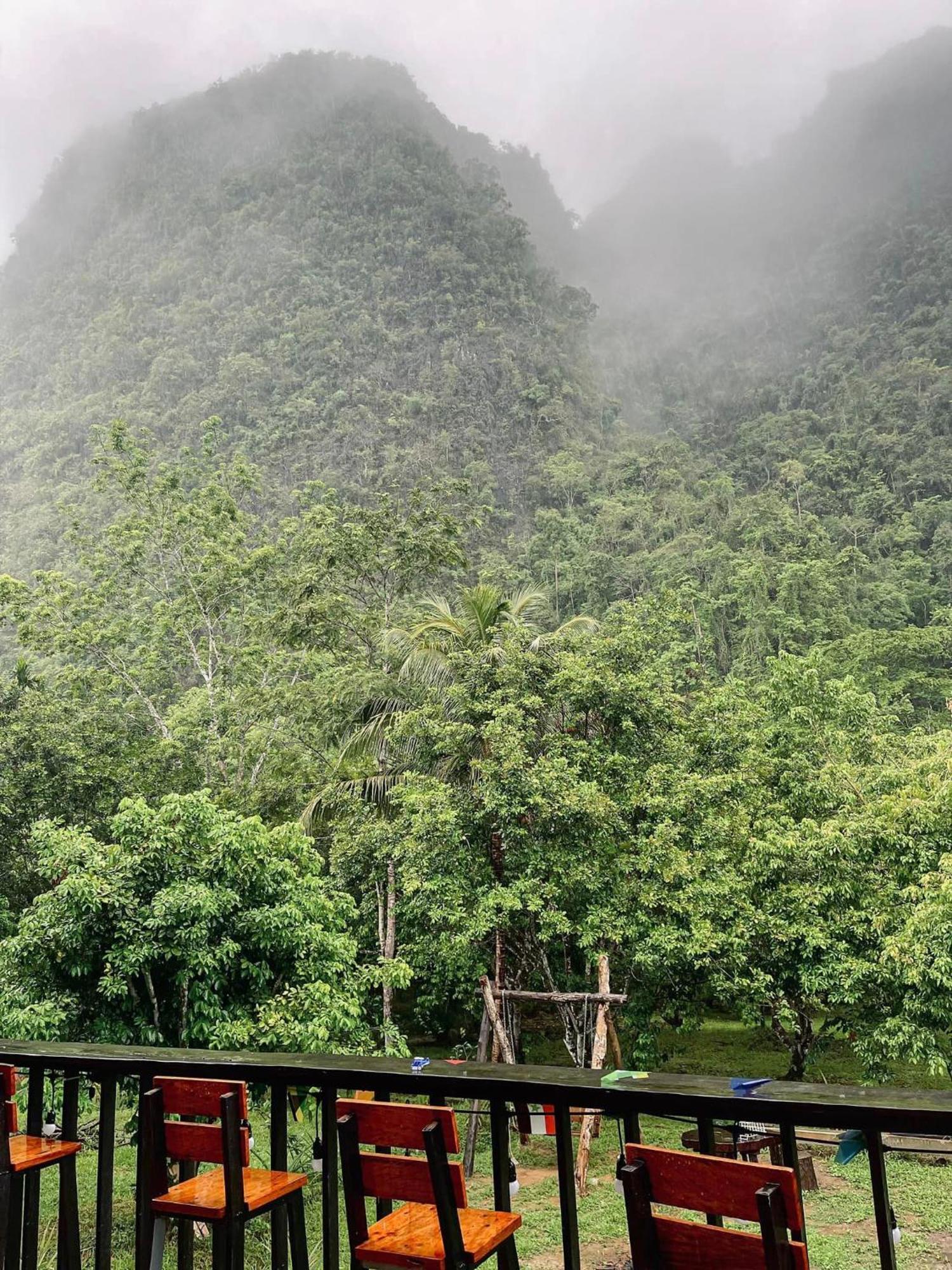 Khao Sok Mountain View 2*