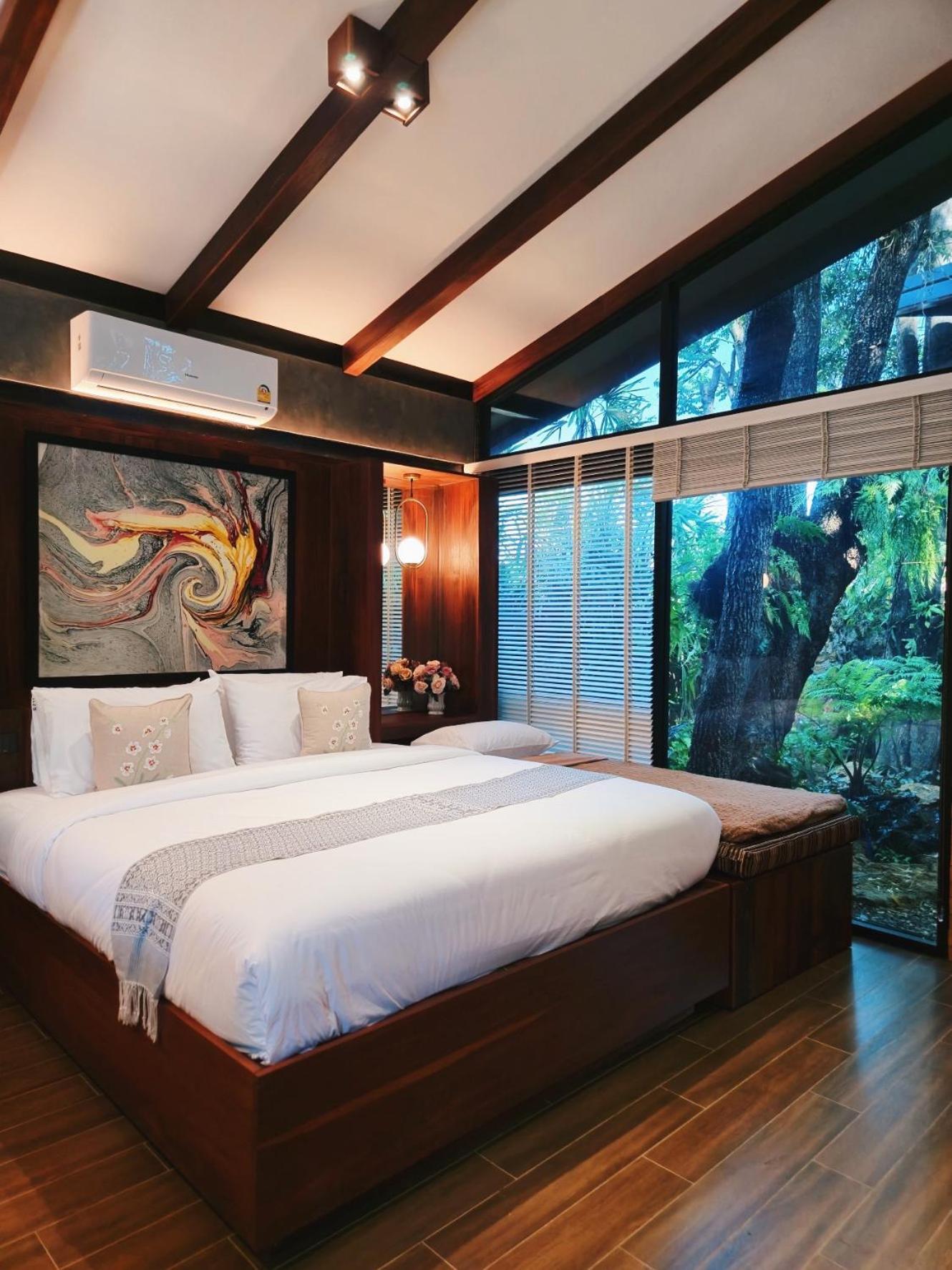 Resort Baansuwanburi - บ้านสุวรรณบุรี 3*