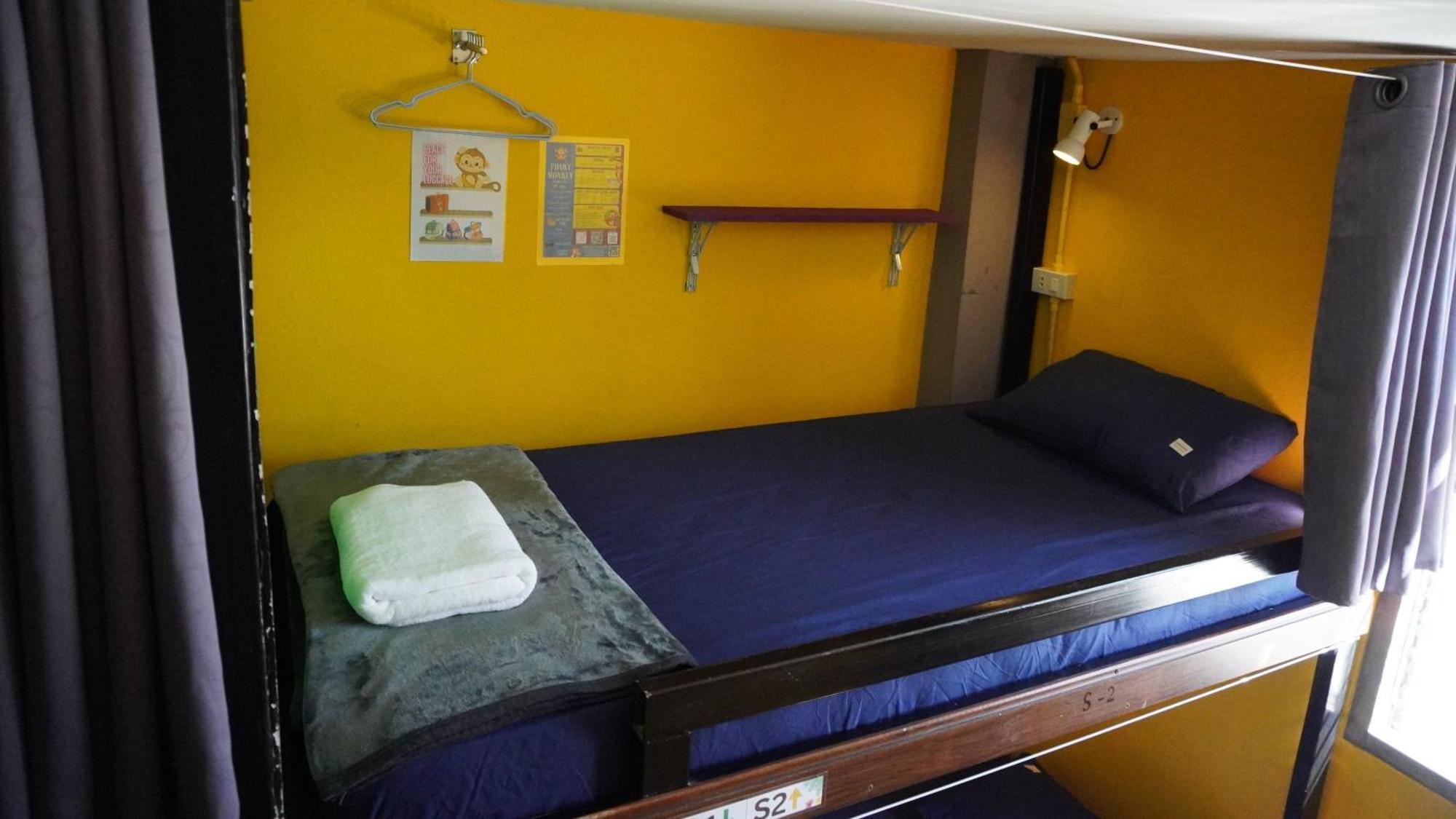 The Funky Monkey - 18 To 40 Years Old Only Hostel Haad Rin
