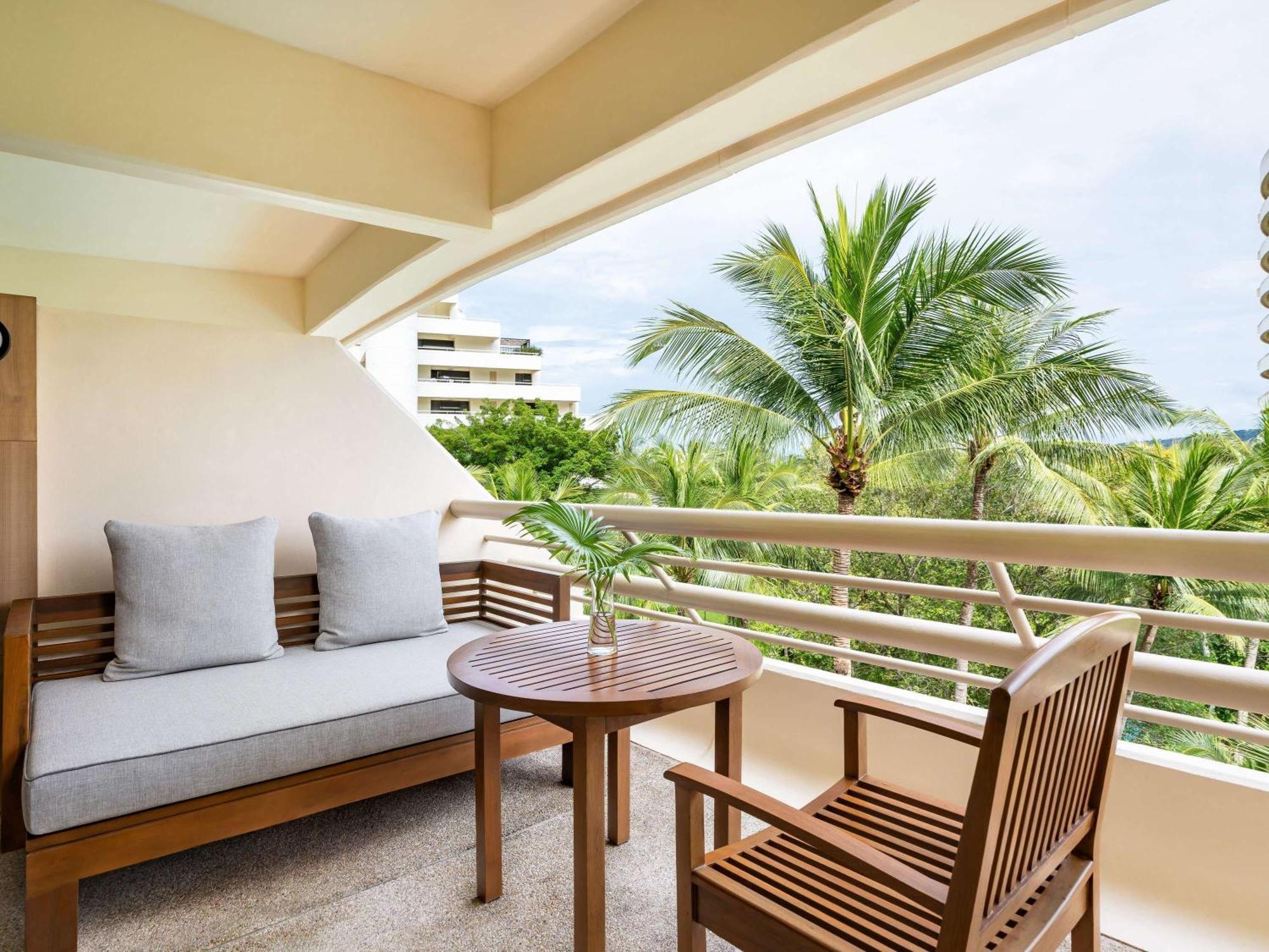 Pullman Phuket Resort Karon