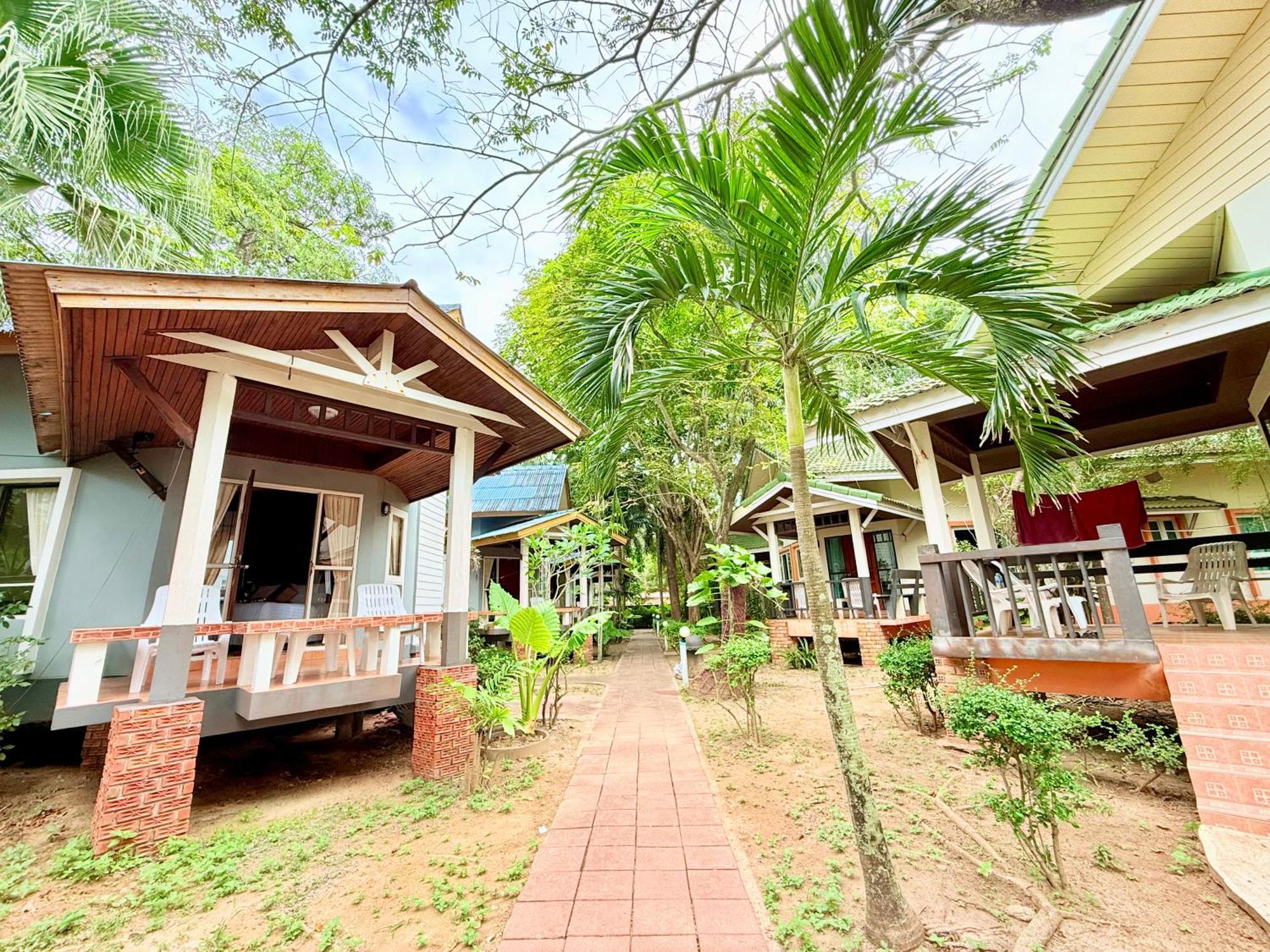 Lanta Palm , - 2* Koh Lanta