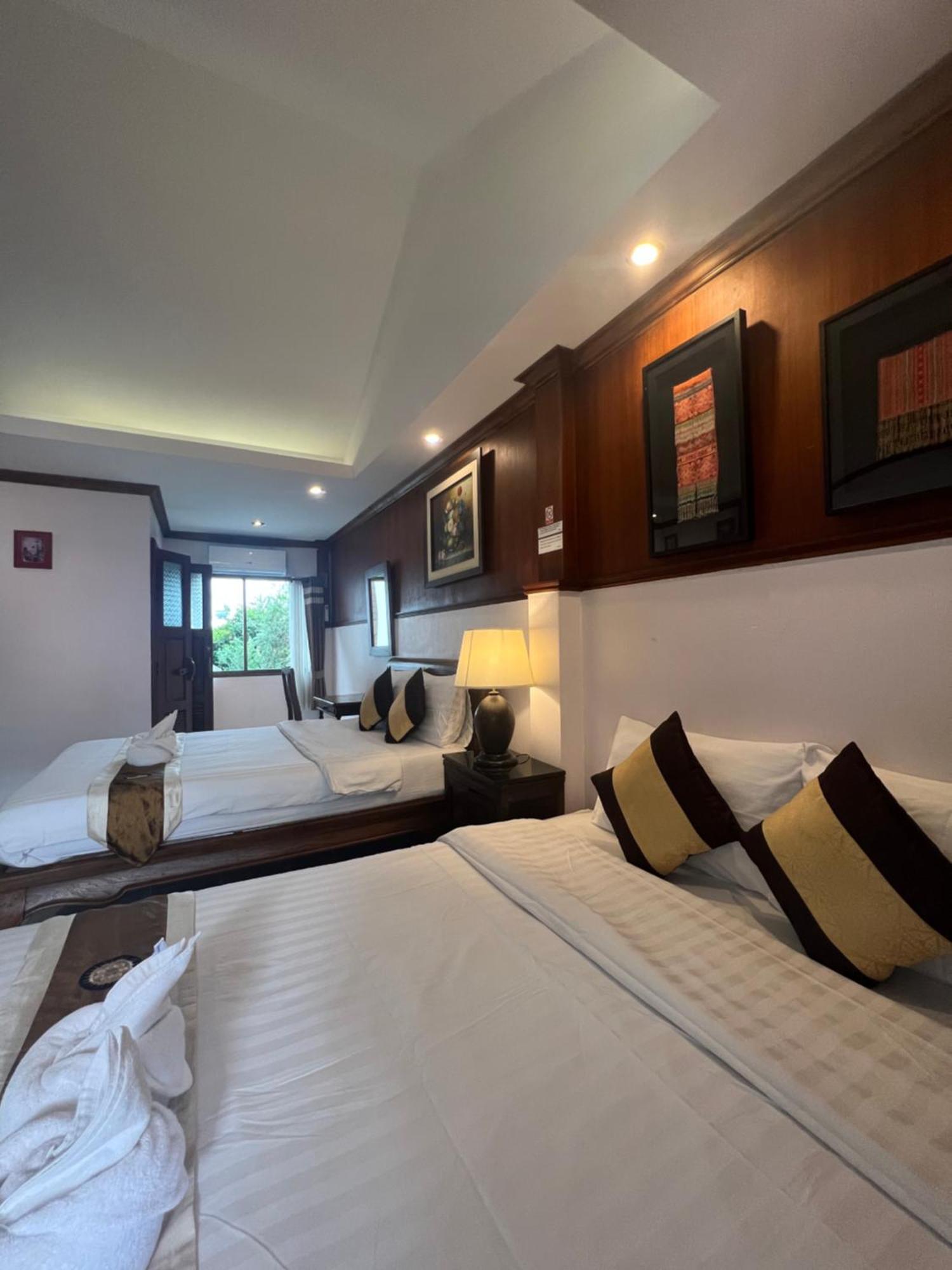 Pha Thai House 2*
