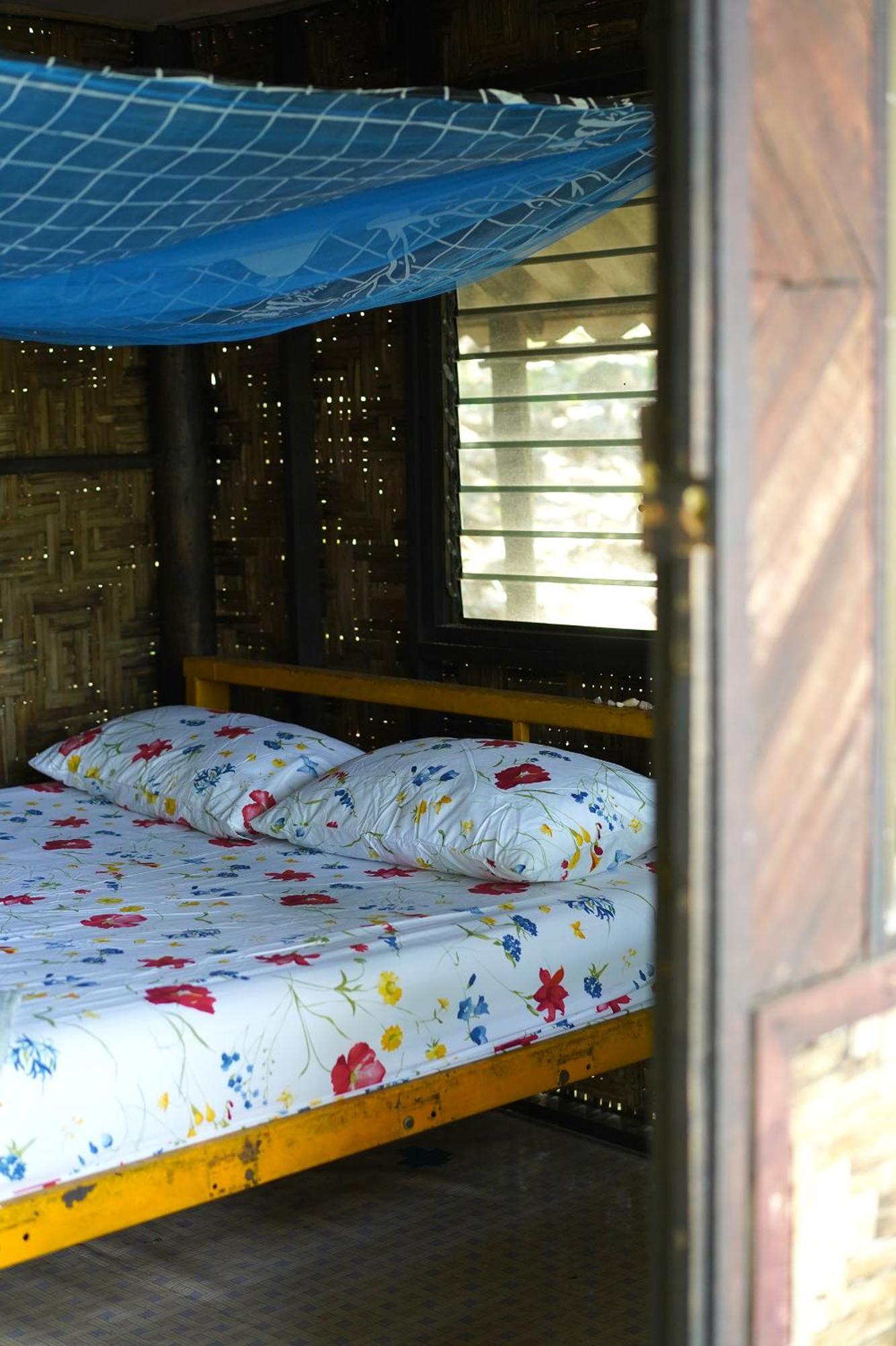 Secret * Koh Jum