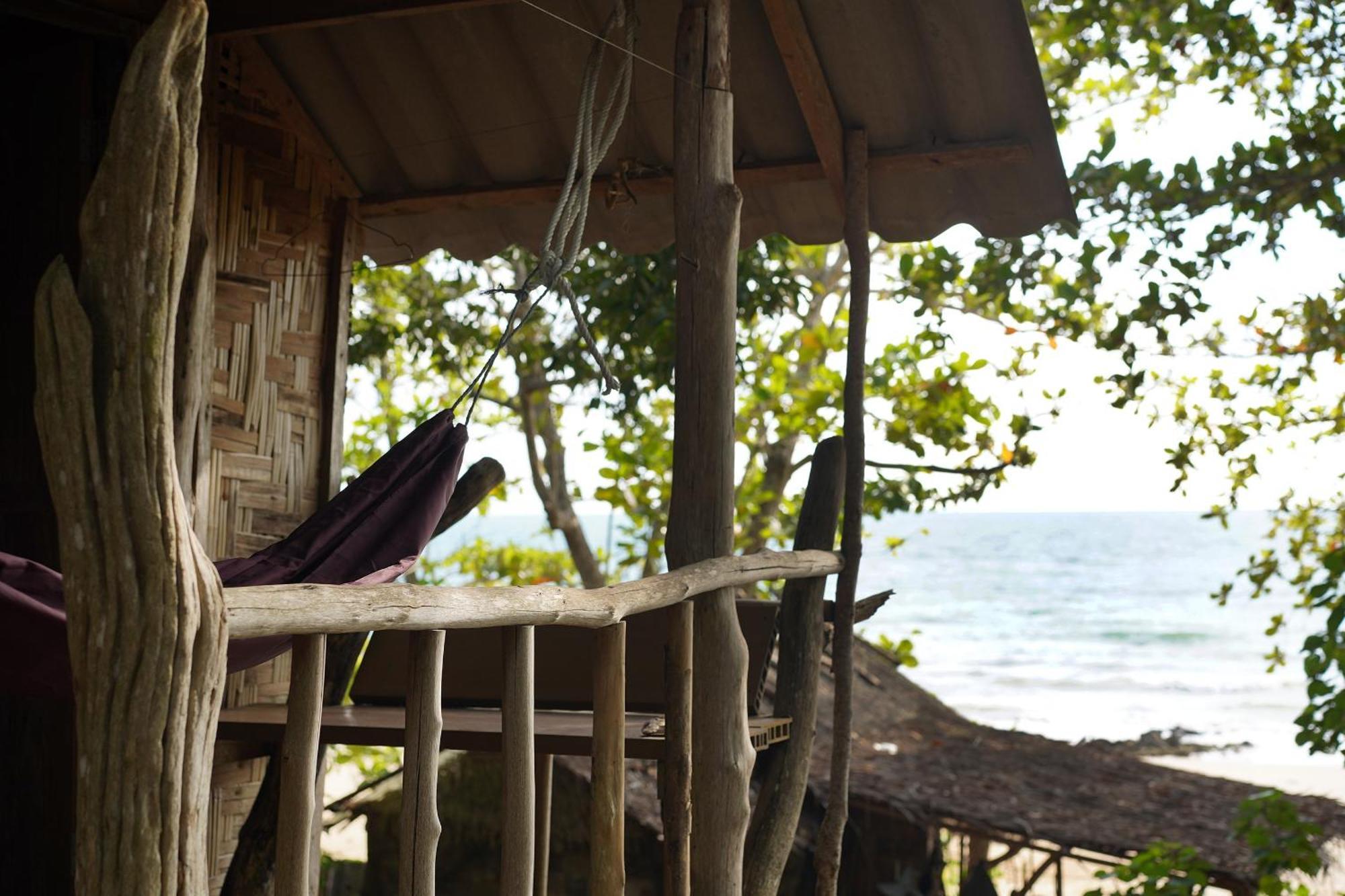 Secret * Koh Jum