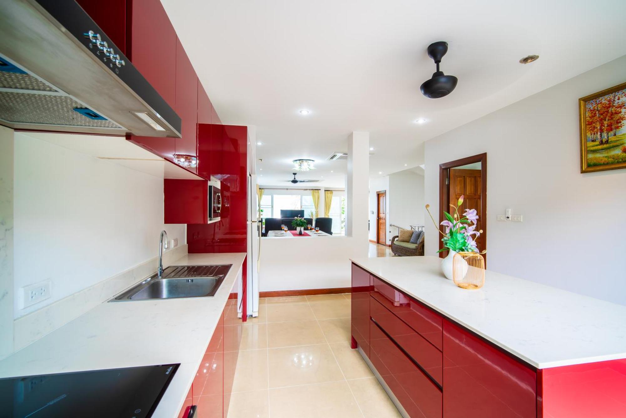 Villa3 四卧海景泳池别墅 近班赞海鲜市场 中英泰三语服务 Pousada Patong