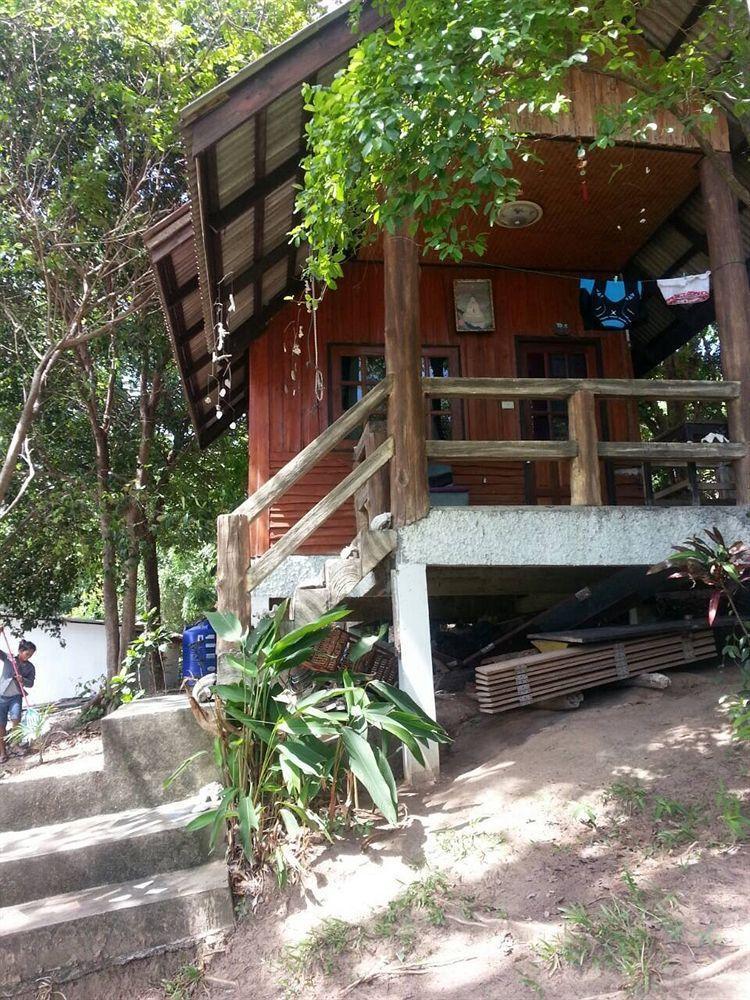 Resort Sea Rock 2*