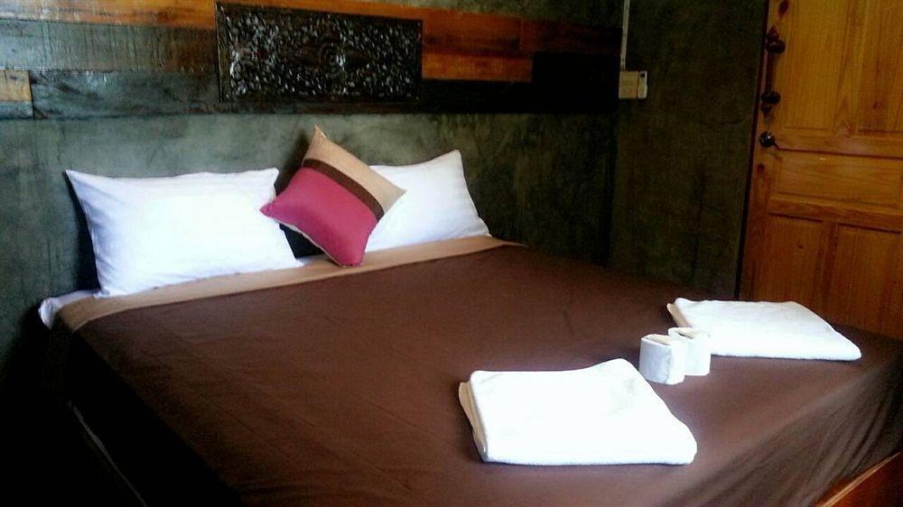Sea Rock Resort