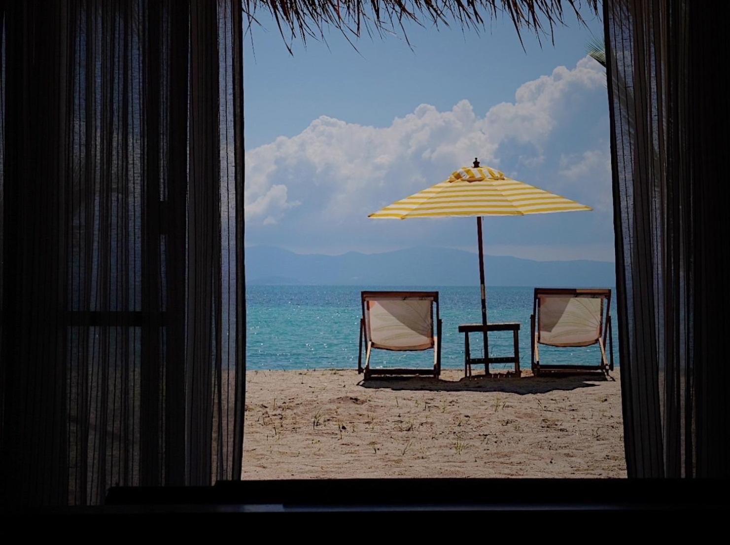 Resort Sea Escapes Thongsala