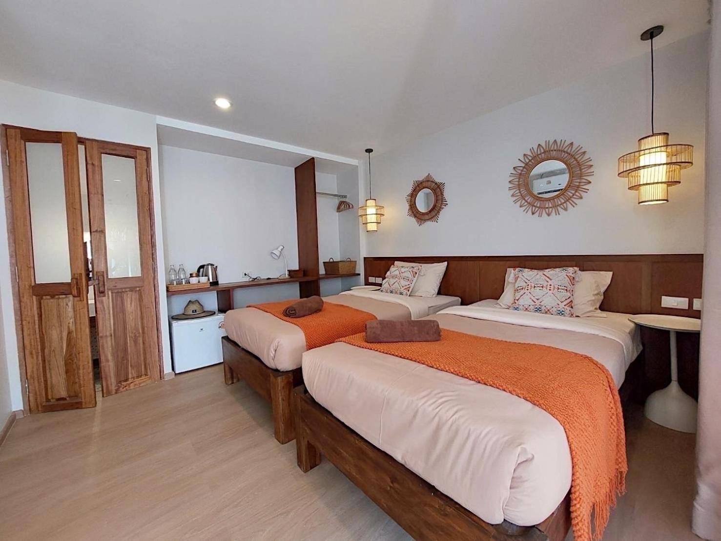 Resort Sea Escapes *